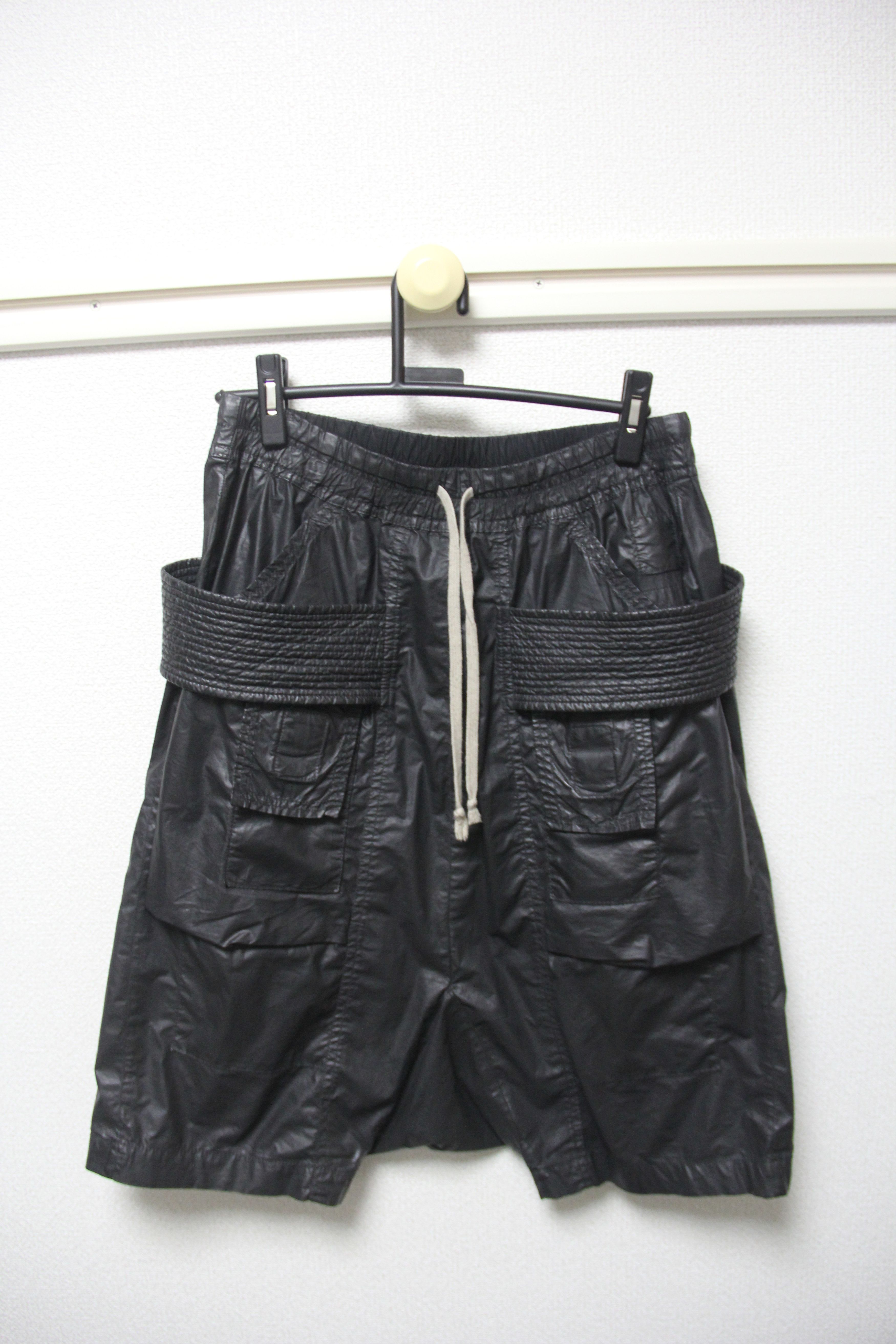 DRKSHDW Cargo Pods