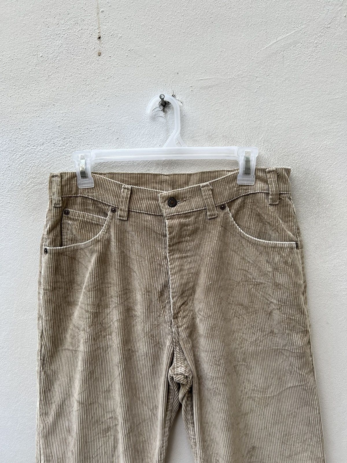Levi's Vintage 70s Levi’s Movin’ On Corduroy Flare Jeans Size US 31 - 7 Thumbnail