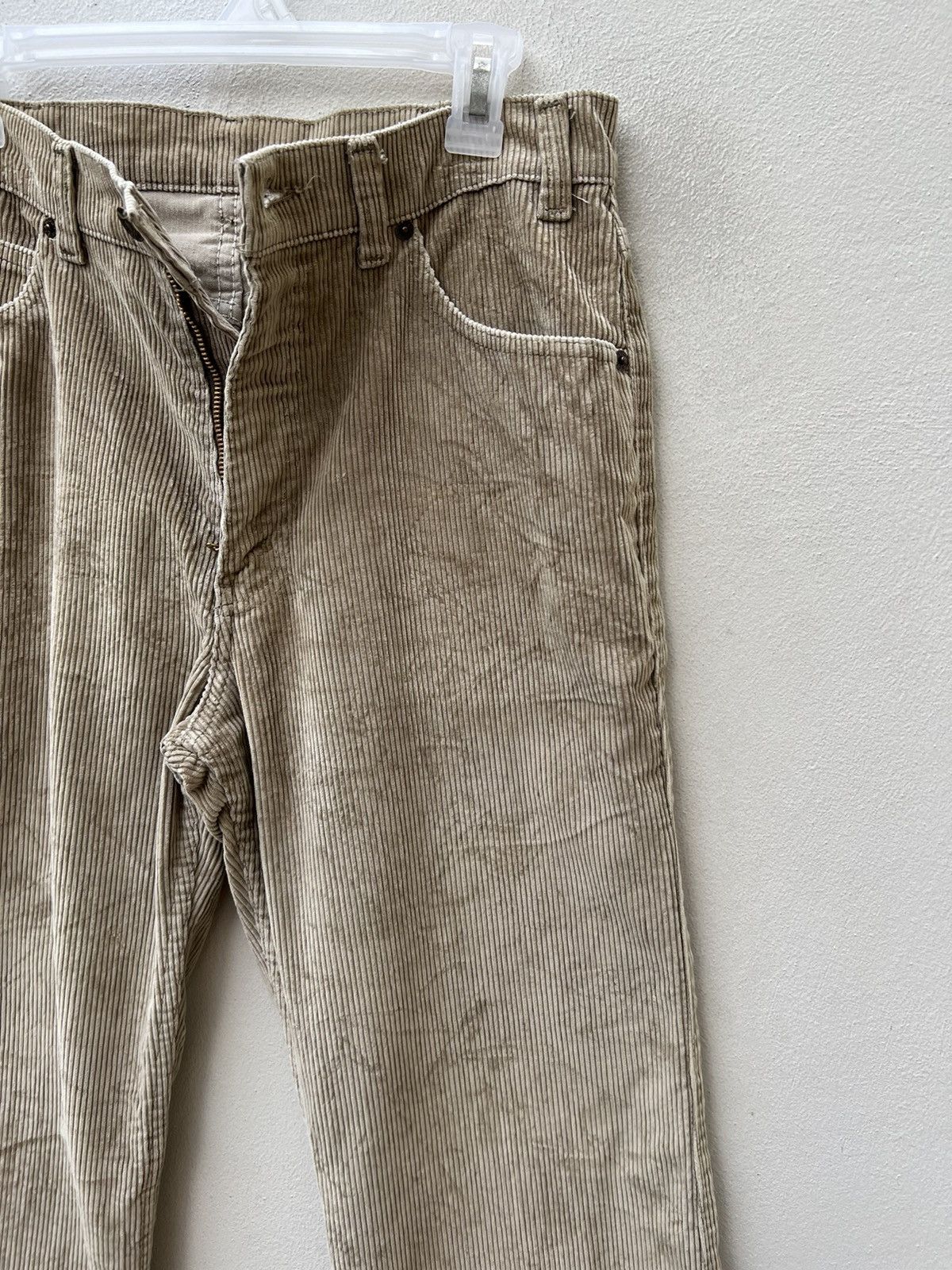Levi's Vintage 70s Levi’s Movin’ On Corduroy Flare Jeans Size US 31 - 12 Thumbnail