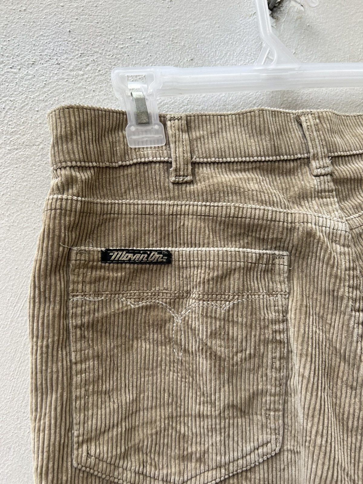 Levi's Vintage 70s Levi’s Movin’ On Corduroy Flare Jeans Size US 31 - 17 Thumbnail