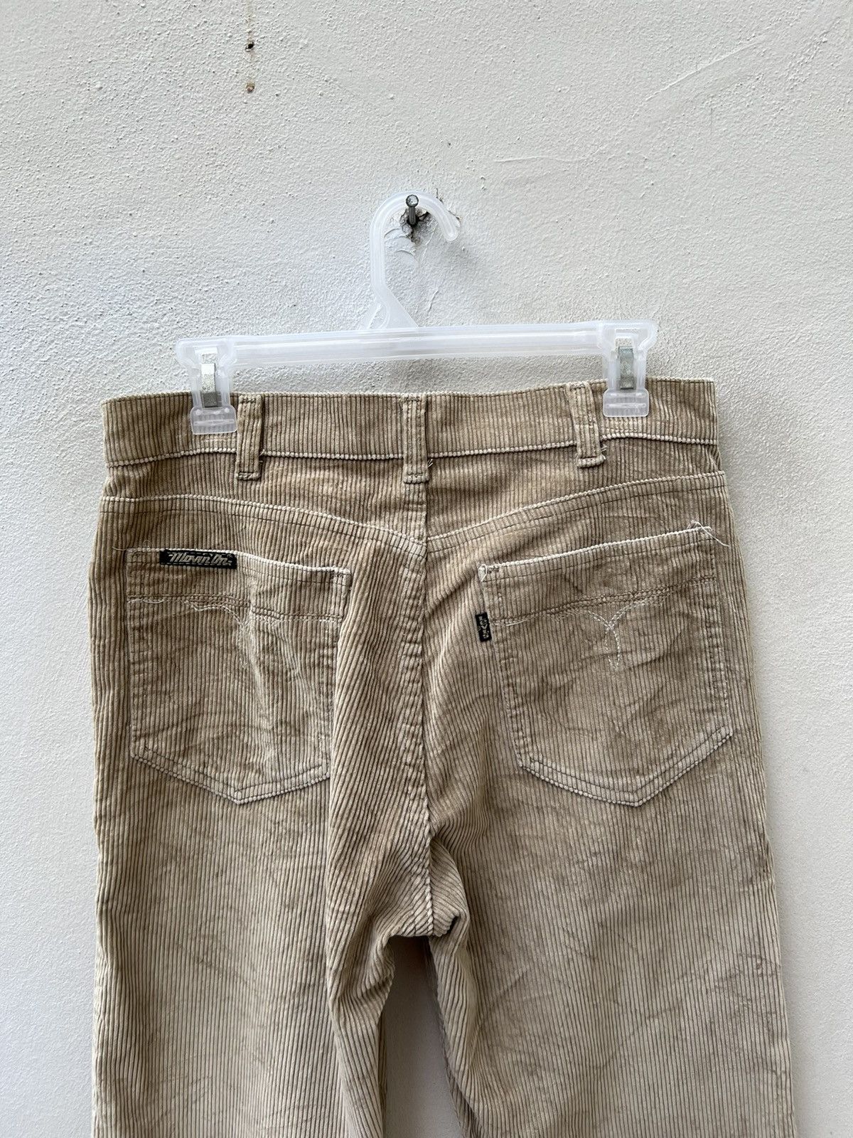 Levi's Vintage 70s Levi’s Movin’ On Corduroy Flare Jeans Size US 31 - 16 Thumbnail
