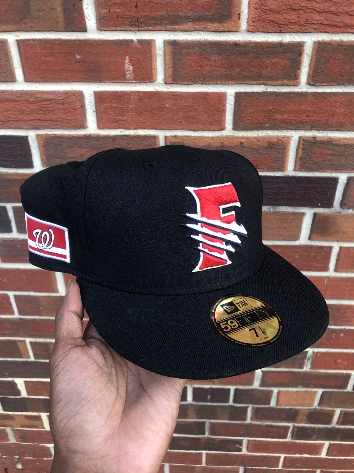 New Era Fresno Grizzlies MiLB Fitted Hat Size 7 1/8 NEW Size ONE SIZE - 1 Thumbnail