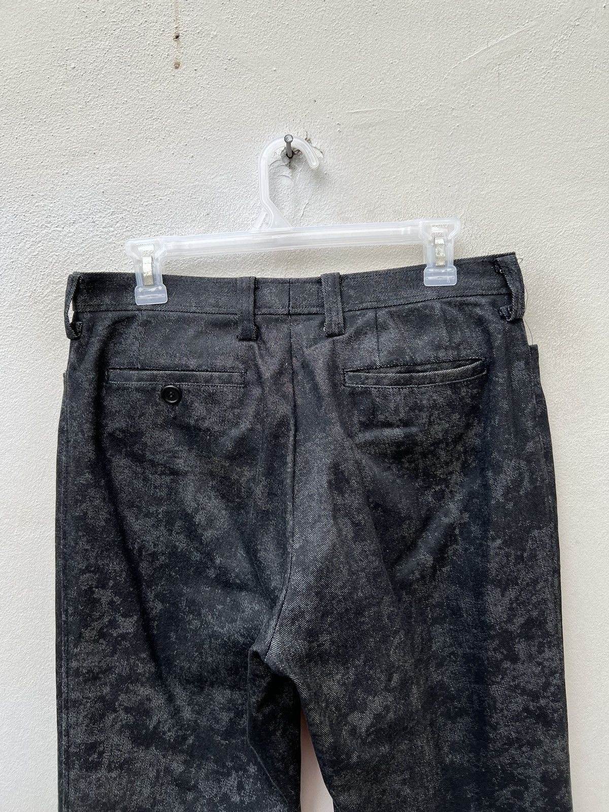 Tornado Mart Vintage Tornado Mart Black Camo Stretchable Flare Jeans Size US 31 - 15 Thumbnail