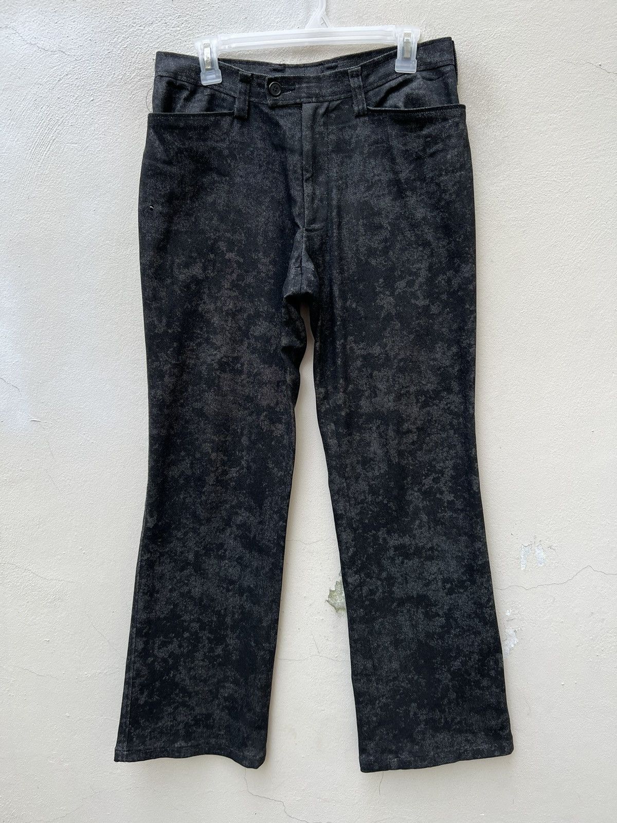 Tornado Mart Vintage Tornado Mart Black Camo Stretchable Flare Jeans Size US 31 - 6 Thumbnail