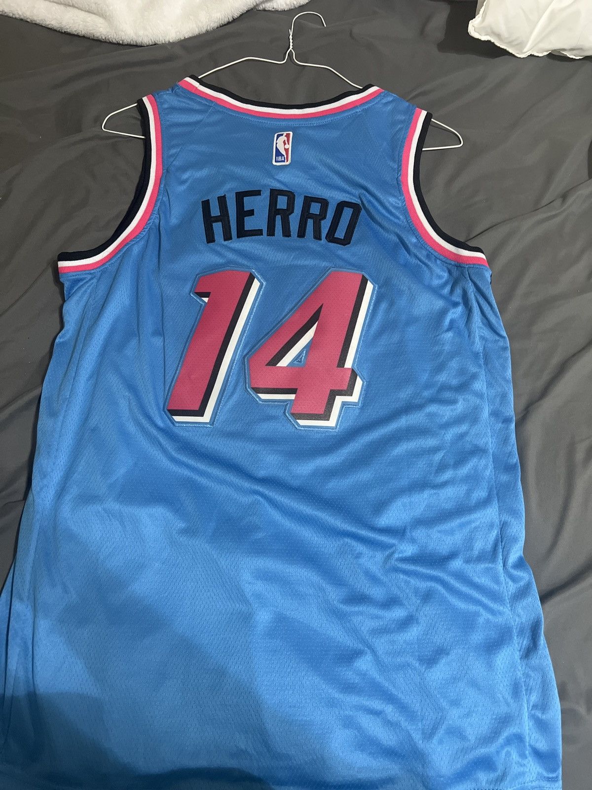 Nike Tyler Herro Heat Jersey Size US M / EU 48-50 / 2 - 2 Preview