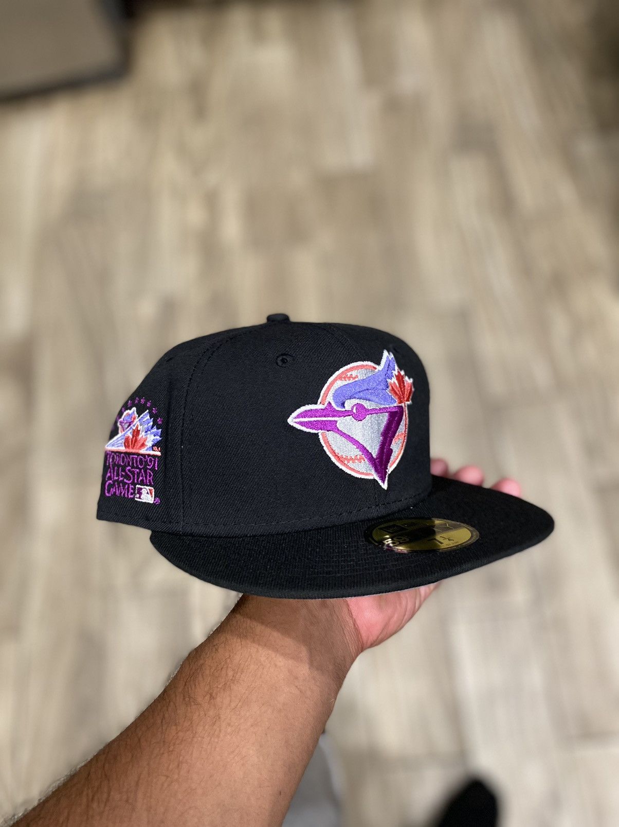 Toronto Blue Jays 7 1/4 Moonrock