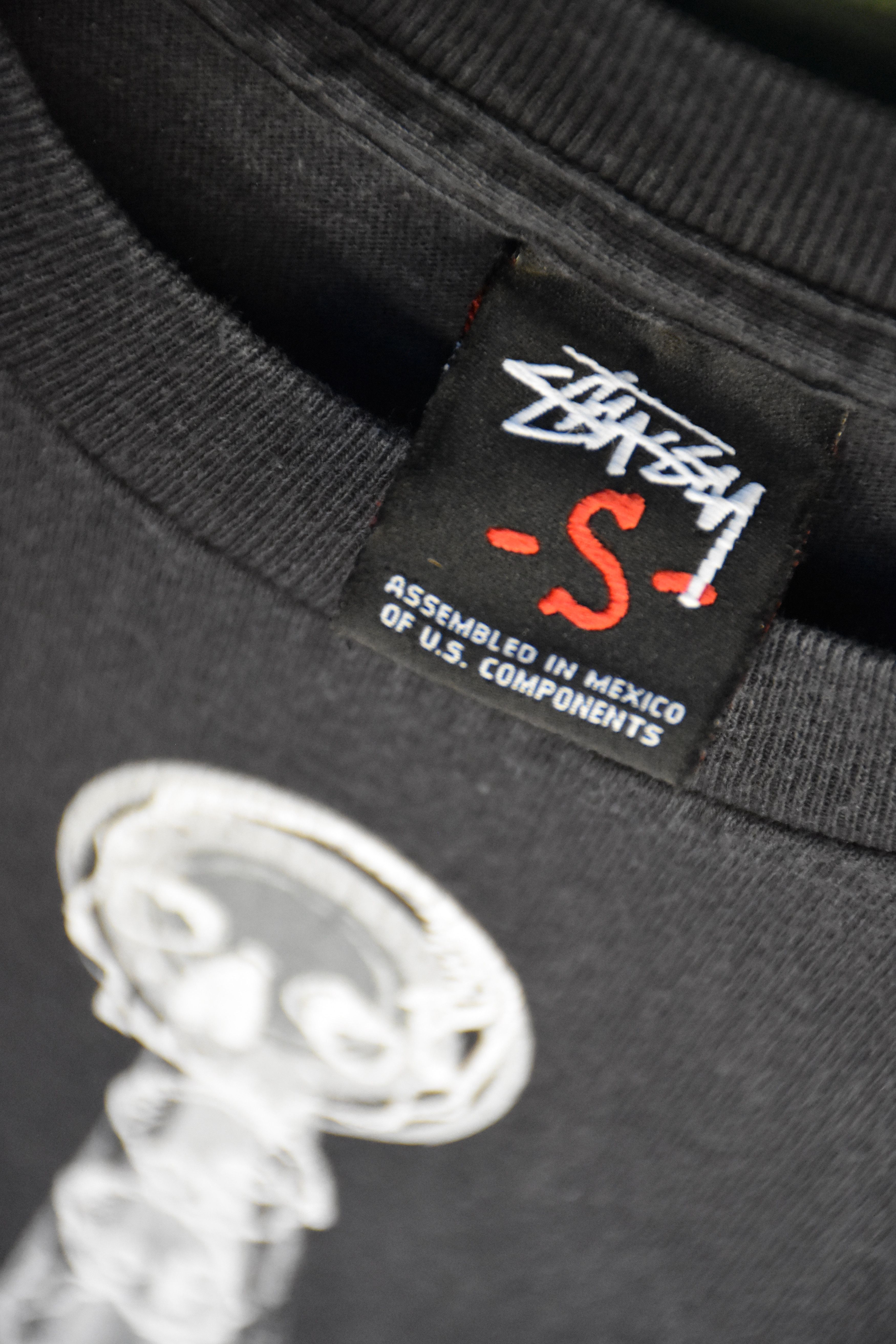 Other Vintage Stussy Early 2000s t-shirt skullcrown front print Size US S / EU 44-46 / 1 - 4 Thumbnail