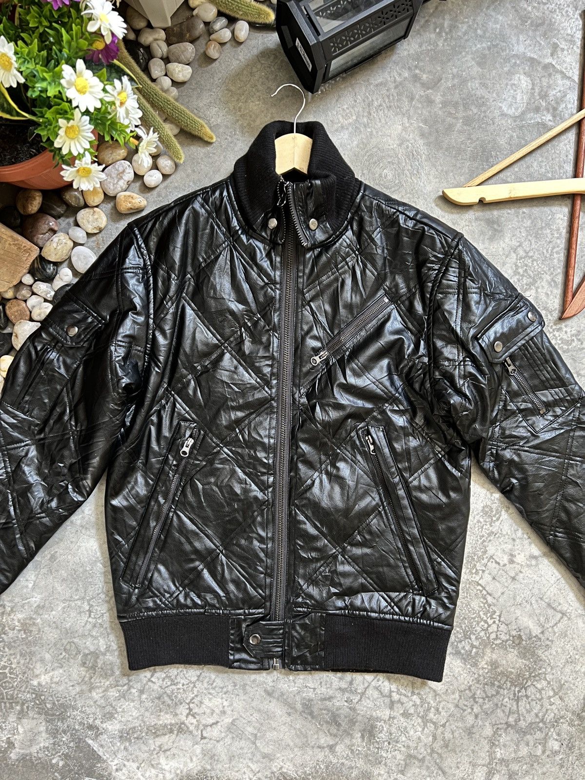 Japanese Brand Steals 🖤 Bomber Style Leather Jacket Size US S / EU 44-46 / 1 - 3 Thumbnail