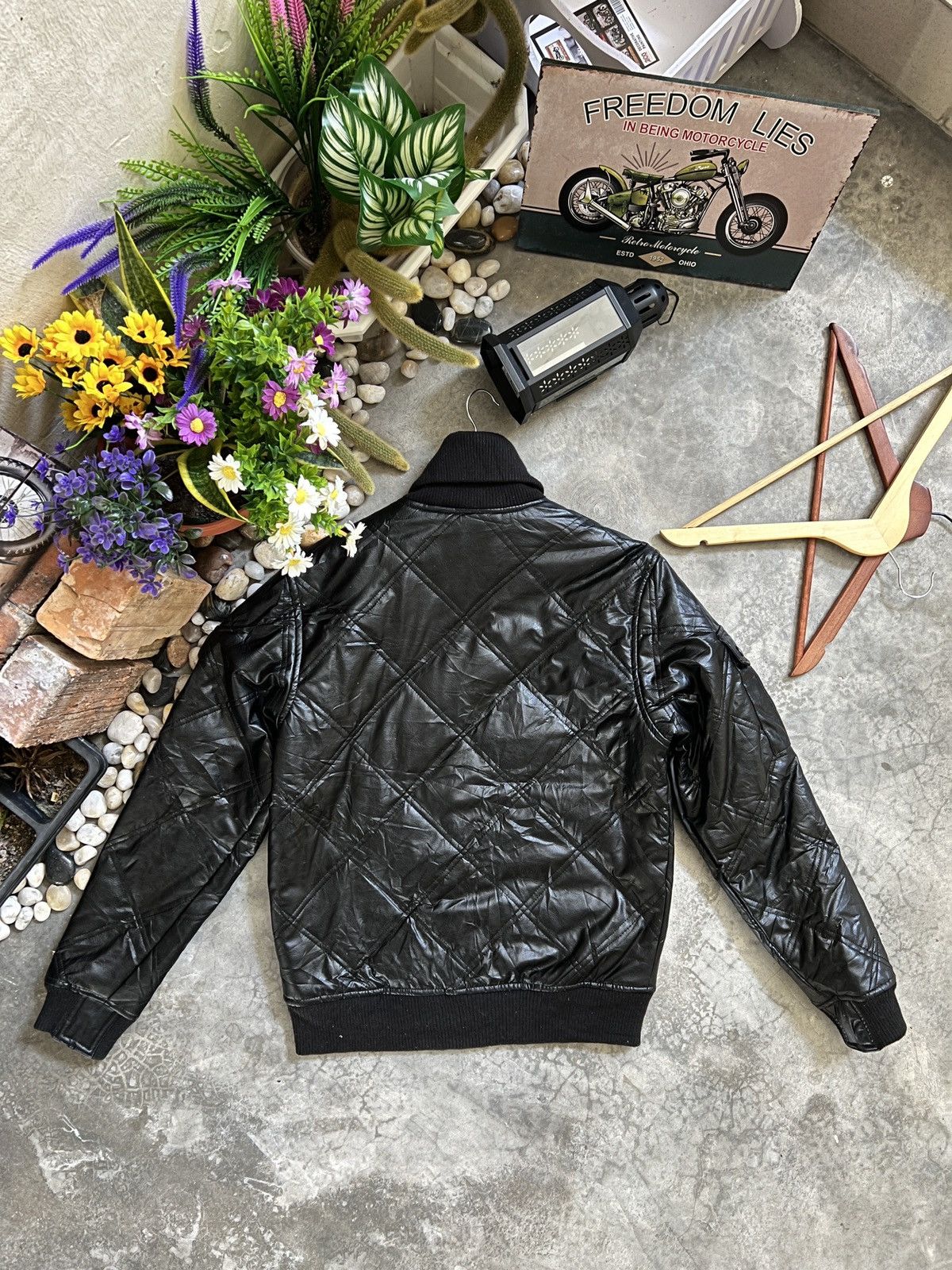 Japanese Brand Steals 🖤 Bomber Style Leather Jacket Size US S / EU 44-46 / 1 - 12 Thumbnail