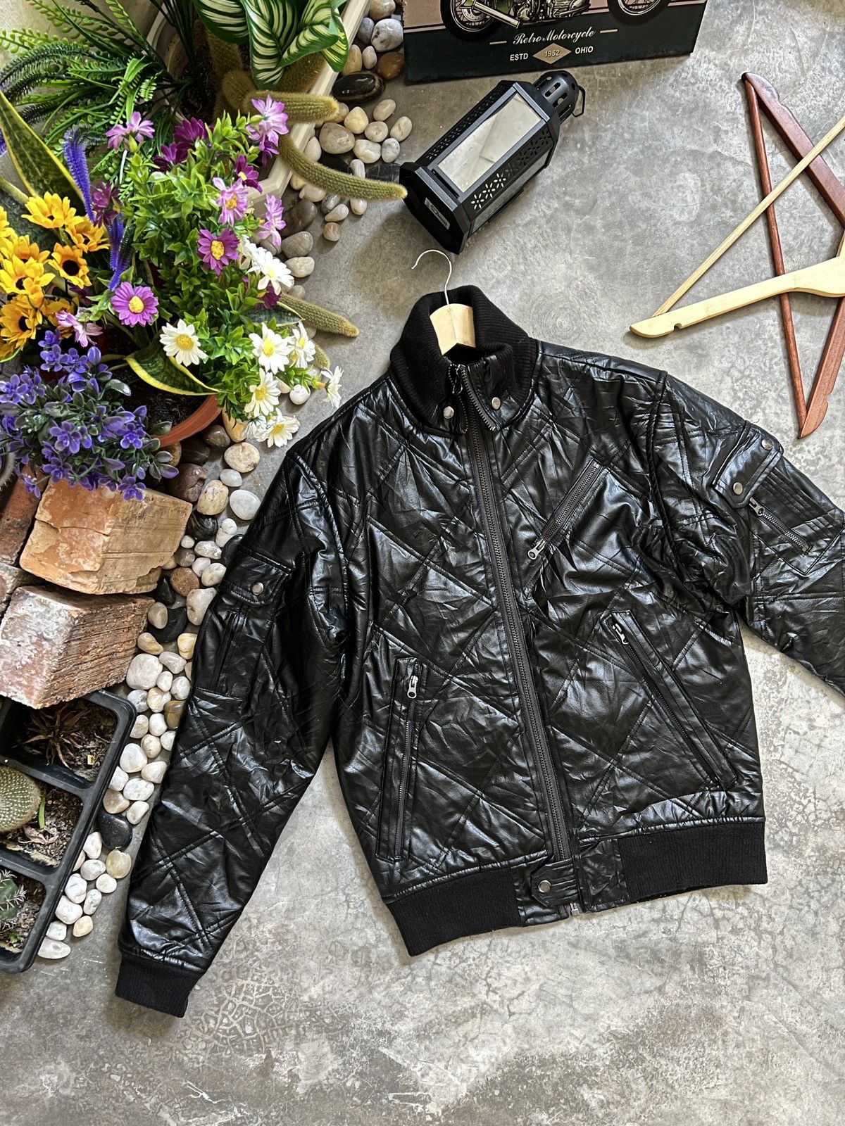 Japanese Brand Steals 🖤 Bomber Style Leather Jacket Size US S / EU 44-46 / 1 - 4 Thumbnail