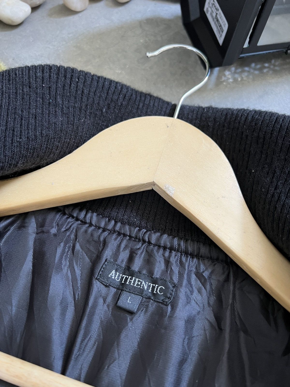 Japanese Brand Steals 🖤 Bomber Style Leather Jacket Size US S / EU 44-46 / 1 - 19 Thumbnail