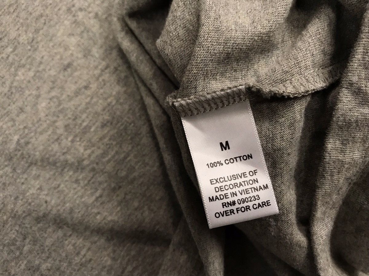 Fear of God FOG Essentials Oversize longsleeve Size US M / EU 48-50 / 2 - 11 Thumbnail
