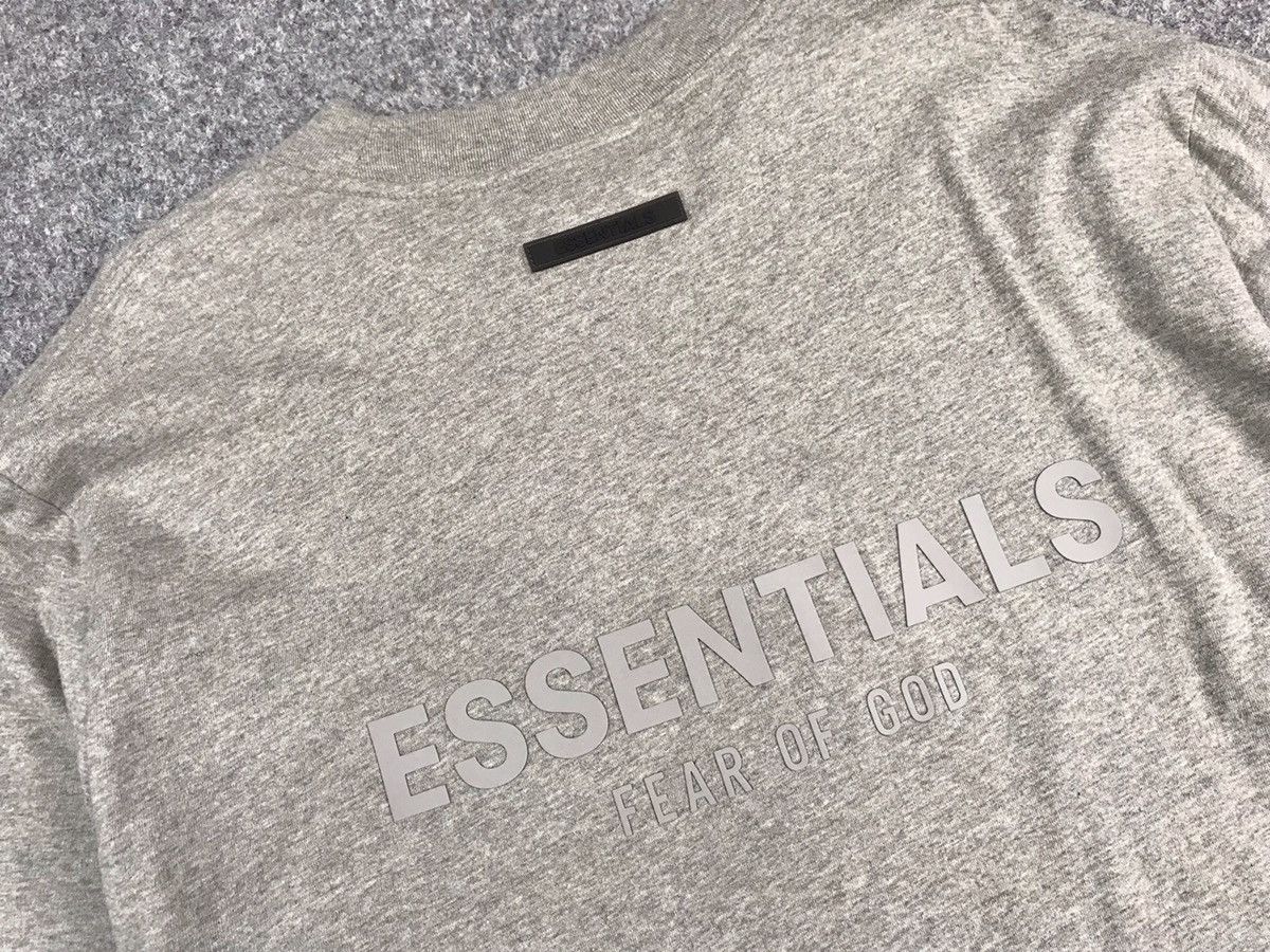 Fear of God FOG Essentials Oversize longsleeve Size US M / EU 48-50 / 2 - 15 Thumbnail