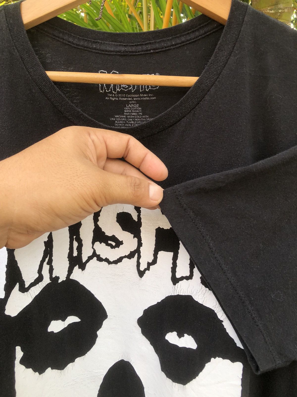 Band Tees Last Drop🔥Rare🔥Misfits Rock Metal Band Tee Size US L / EU 52-54 / 3 - 4 Thumbnail