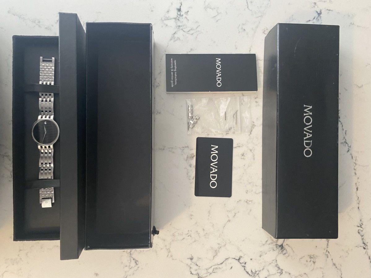 Movado 2010 EDITION MOVADO WATCH ~ GREAT CONDITION Size 32 - 3 Thumbnail