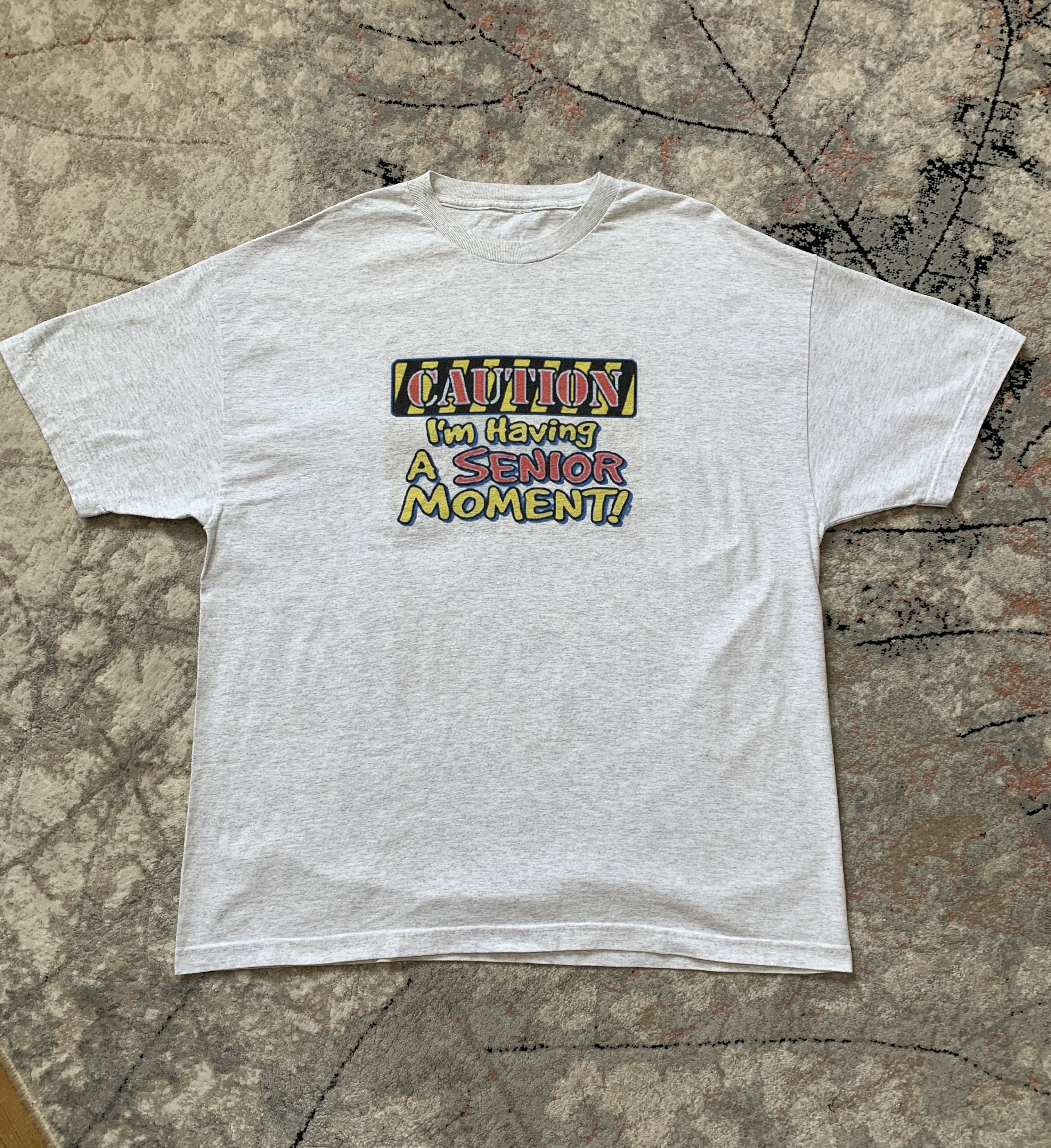 Other Caution I'm Having A Senior Moment! Vintage T-Shirt Size US XL / EU 56 / 4 - 1 Thumbnail