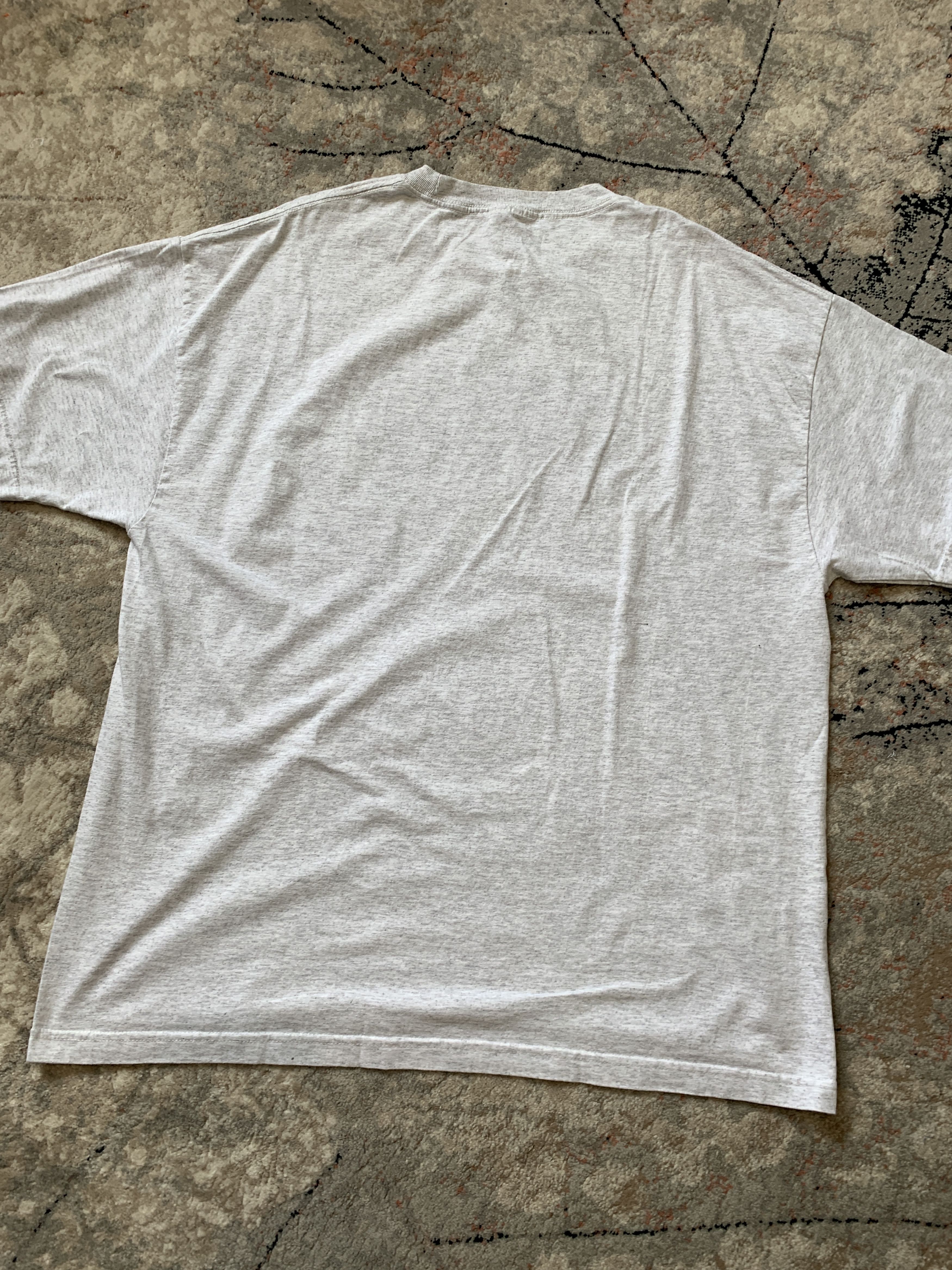 Other Caution I'm Having A Senior Moment! Vintage T-Shirt Size US XL / EU 56 / 4 - 7 Thumbnail