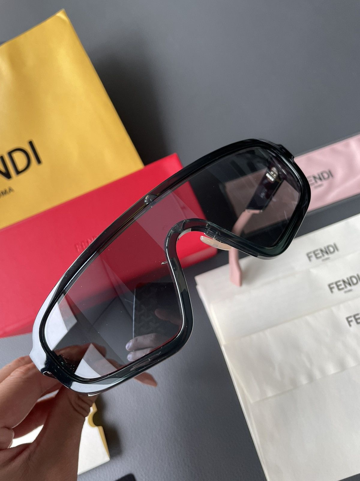 Fendi Super Runway Fendi FF Sunglasses Brand New Limited Edition Size ONE SIZE - 14 Thumbnail