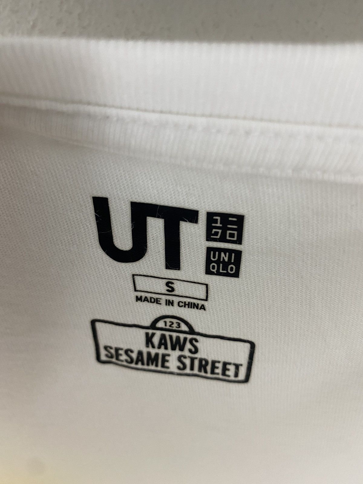 Japanese Brand × Kaws × Uniqlo Rare collaboration Size US S / EU 44-46 / 1 - 6 Thumbnail