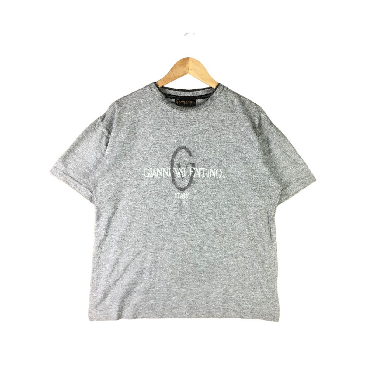 Vintage Gianni Valentino Embroidery Spell Out Italy Tshirt