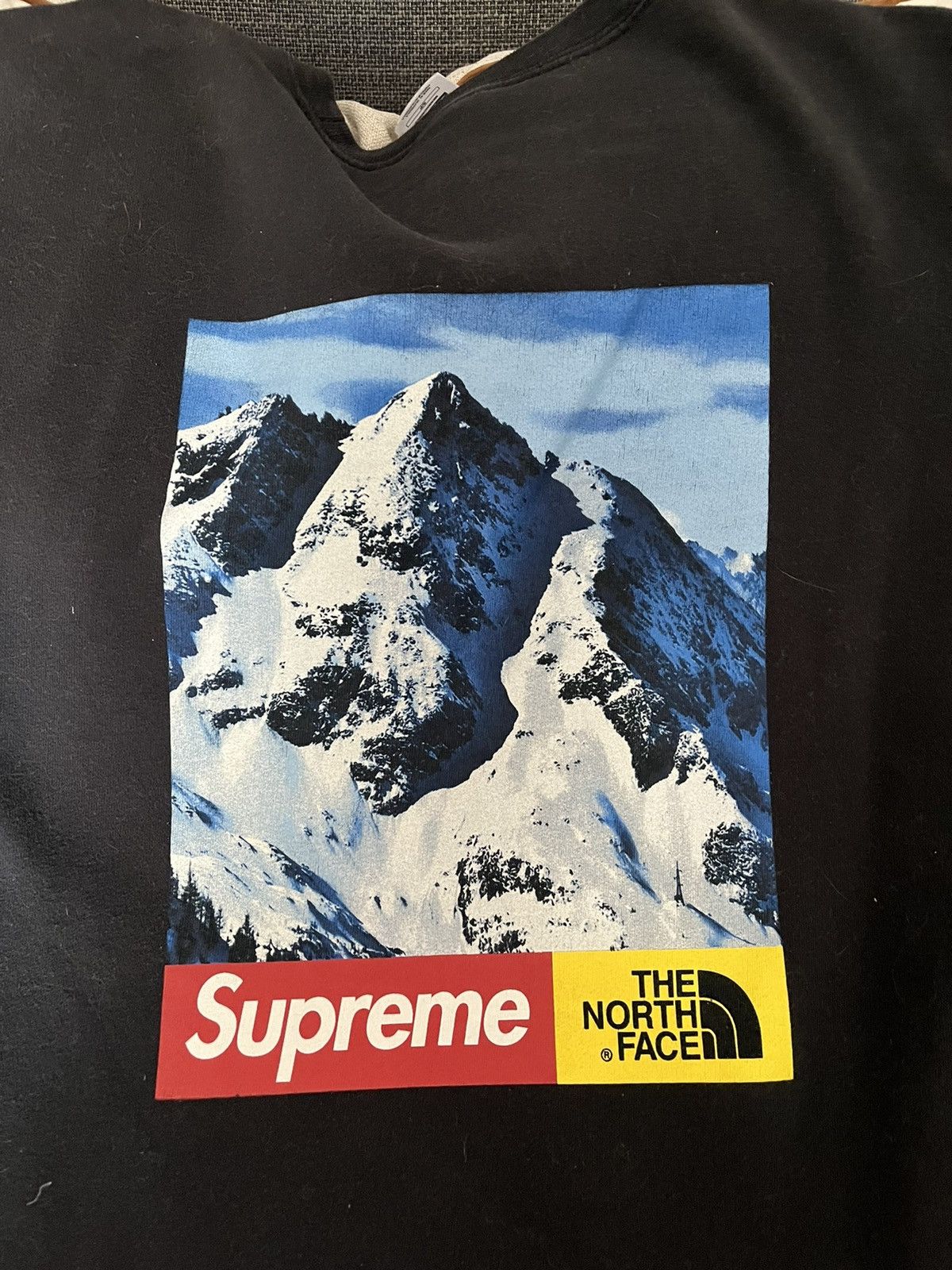 Supreme × The North Face Supreme Northface Crewneck Size S (Small) Size US S / EU 44-46 / 1 - 3 Thumbnail