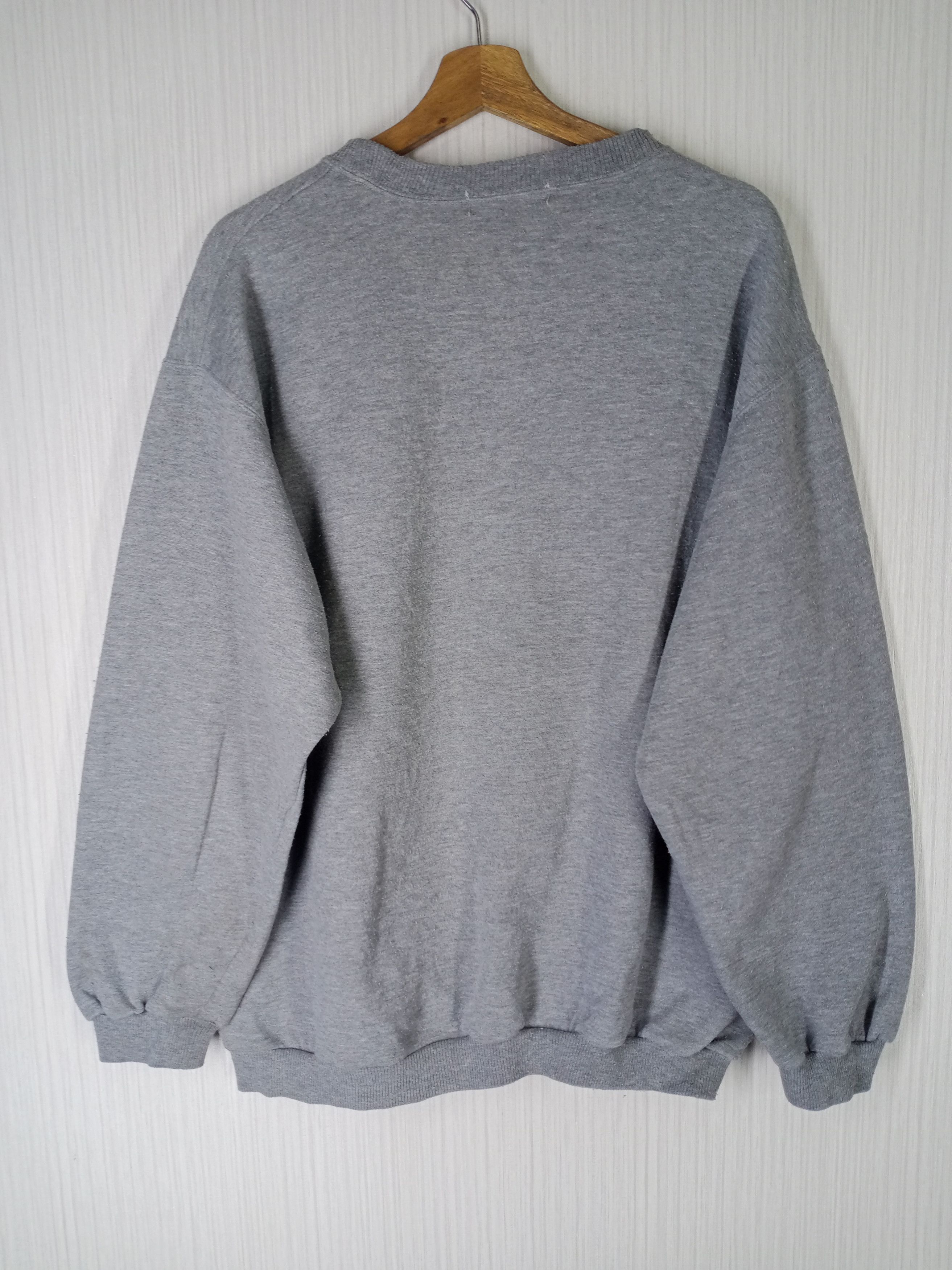 Pierre Balmain VINTAGE PIERRE BALMAIN PARIS EMBROIDERED LOGO SWEATSHIRT Size US L / EU 52-54 / 3 - 6 Thumbnail