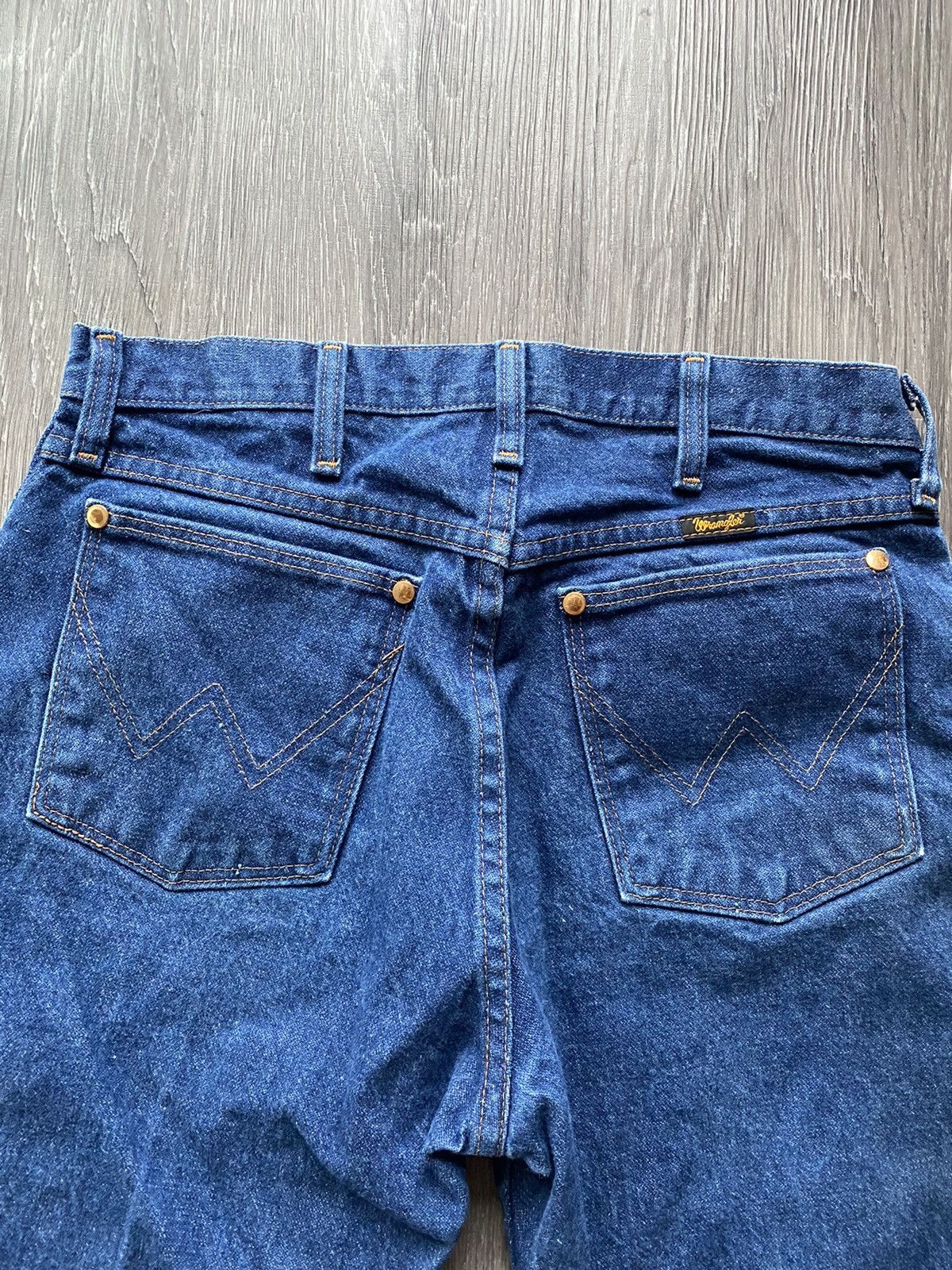 Vintage Vintage Wrangler Blue Denim Jeans Size US 31 - 8 Thumbnail