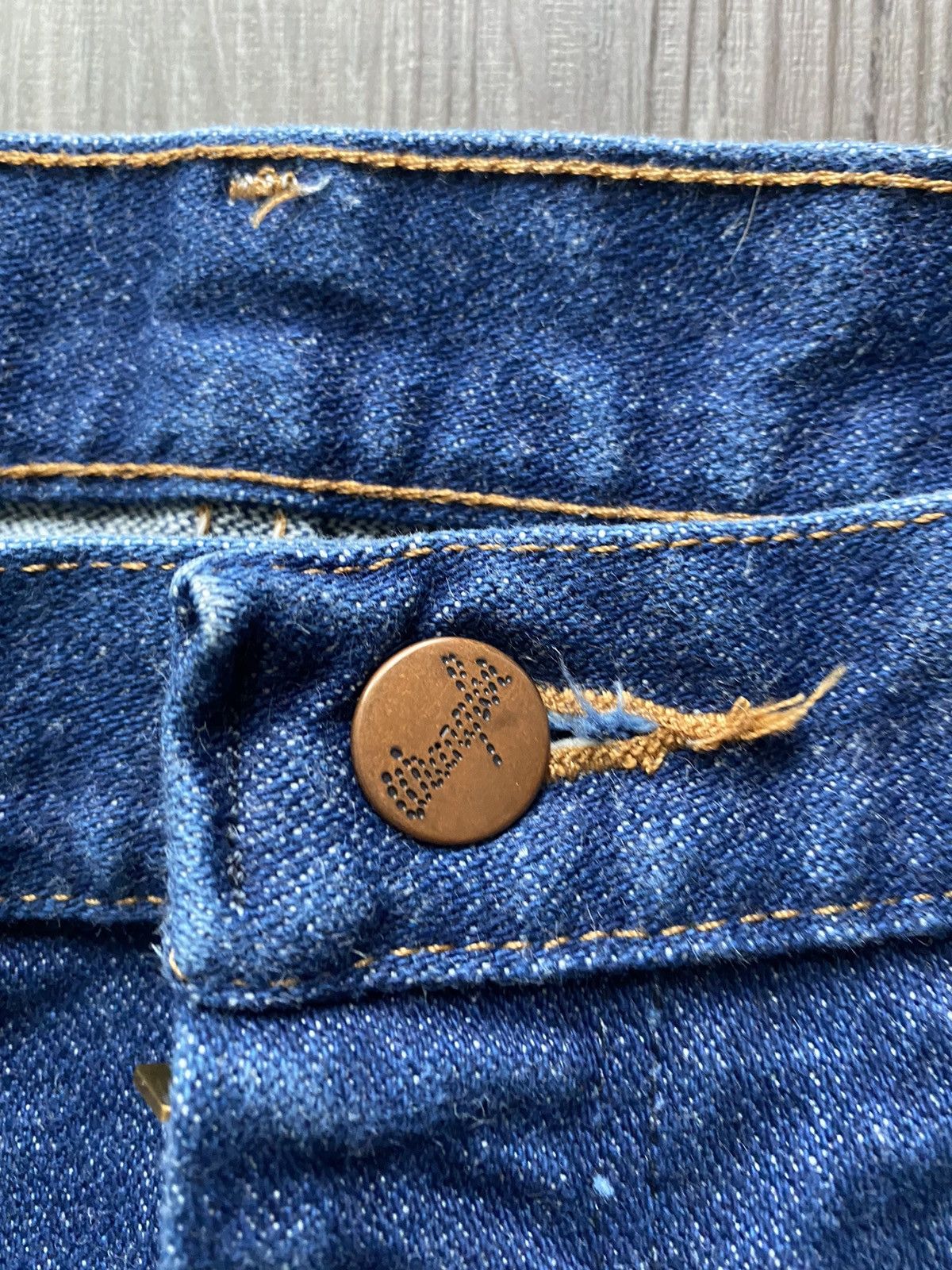 Vintage Vintage Wrangler Blue Denim Jeans Size US 31 - 3 Thumbnail