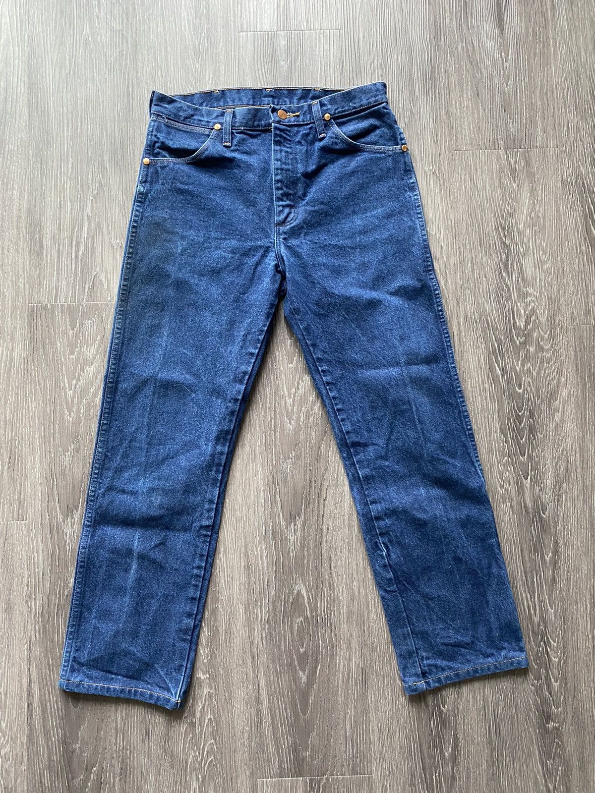 Vintage Vintage Wrangler Blue Denim Jeans Size US 31 - 1 Thumbnail
