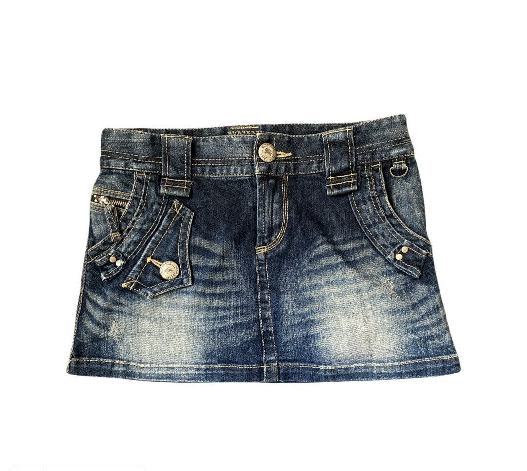 Burberry Burberry Mini Skirt Size 36" / US 14 / IT 50 - 1 Thumbnail