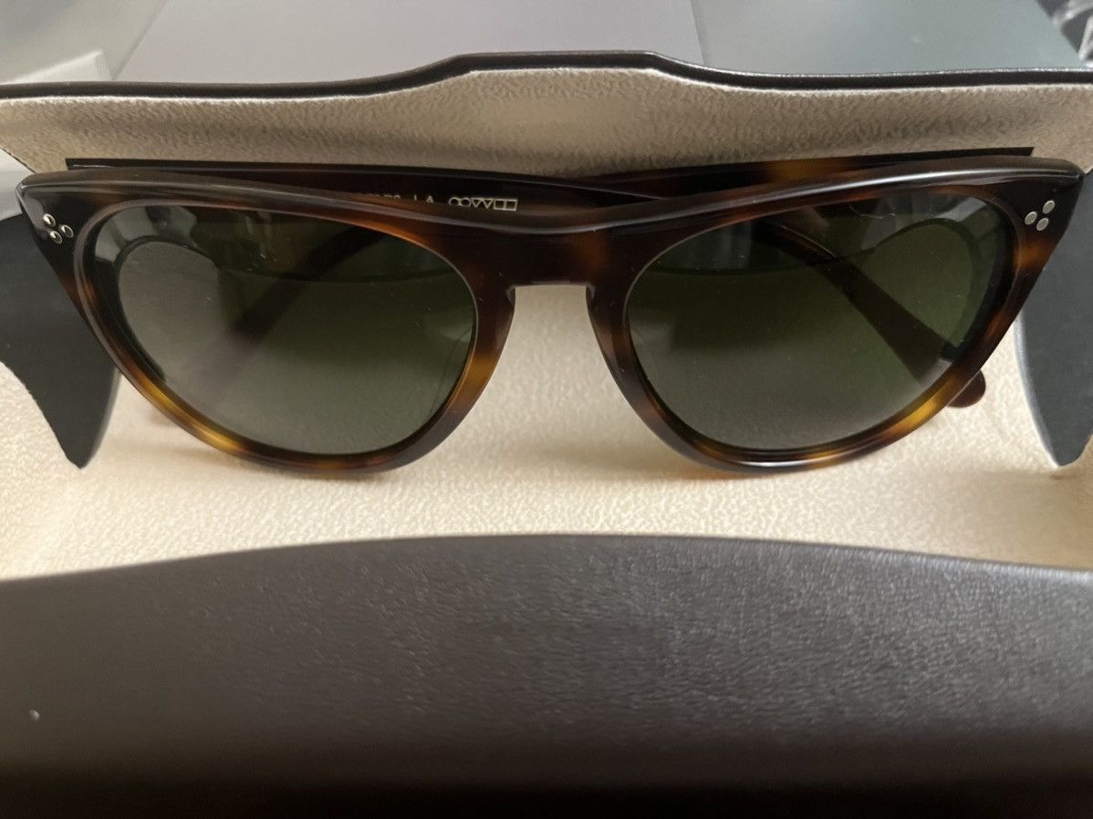 Oliver Peoples 55mm Sun ICONIC Dark Mahogany/ Vibrant Green Size ONE SIZE - 9 Thumbnail