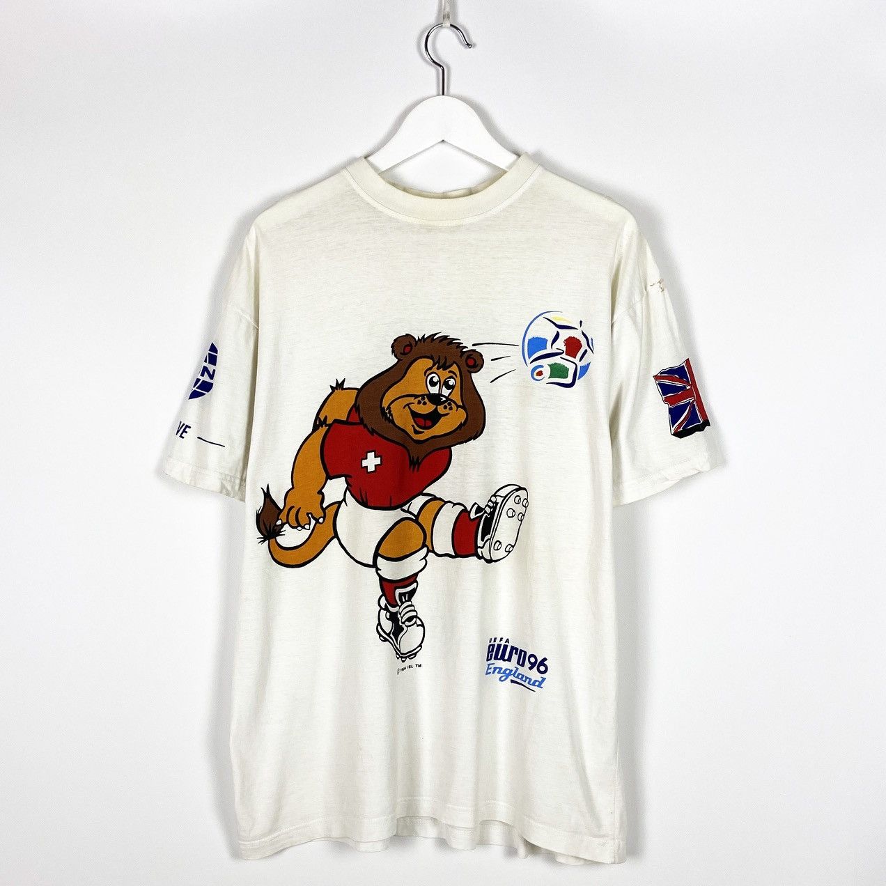 Vintage Vintage 90s Uefa Euro 1996 England Switzerland Lion tee Size US L / EU 52-54 / 3 - 1 Thumbnail