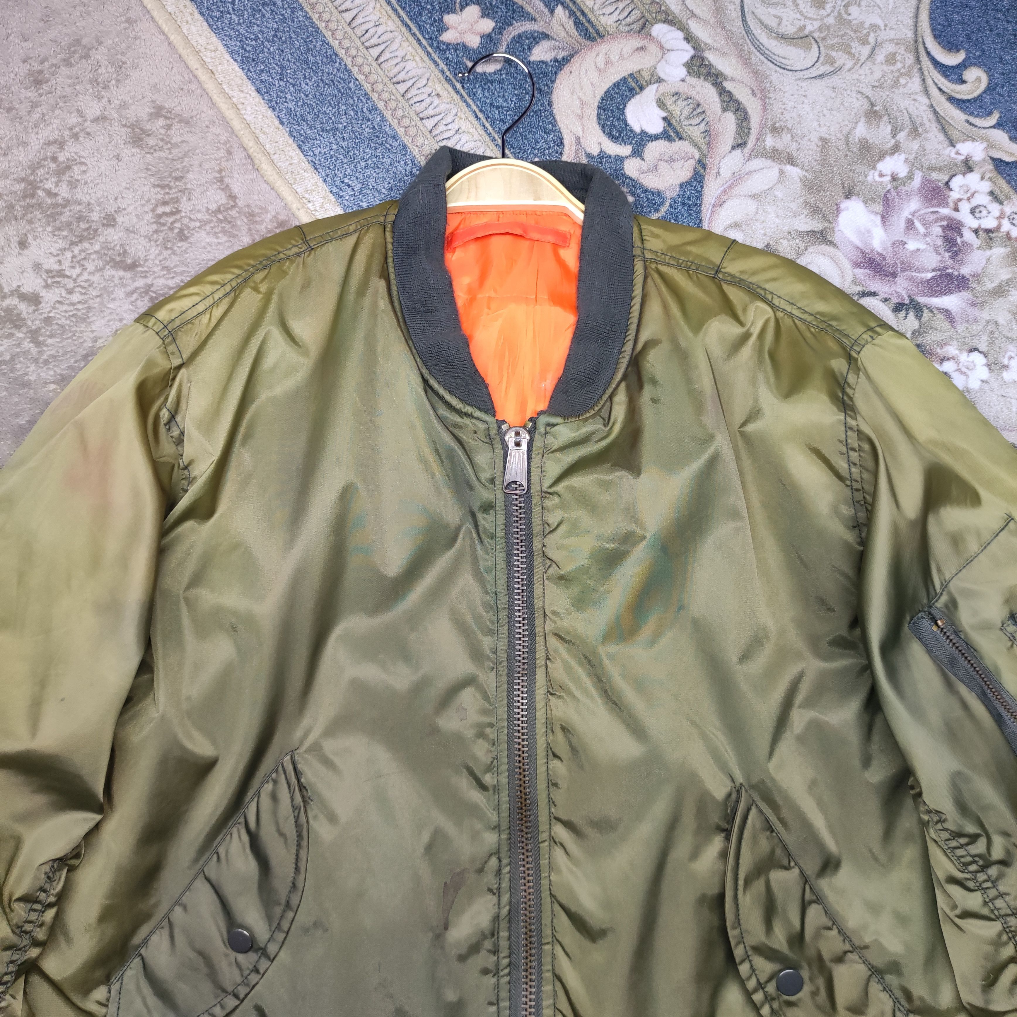 Vintage Vtg MA 1 PHANTOM MILITARY Reversible bomber jacket sunfaded Size US L / EU 52-54 / 3 - 7 Thumbnail
