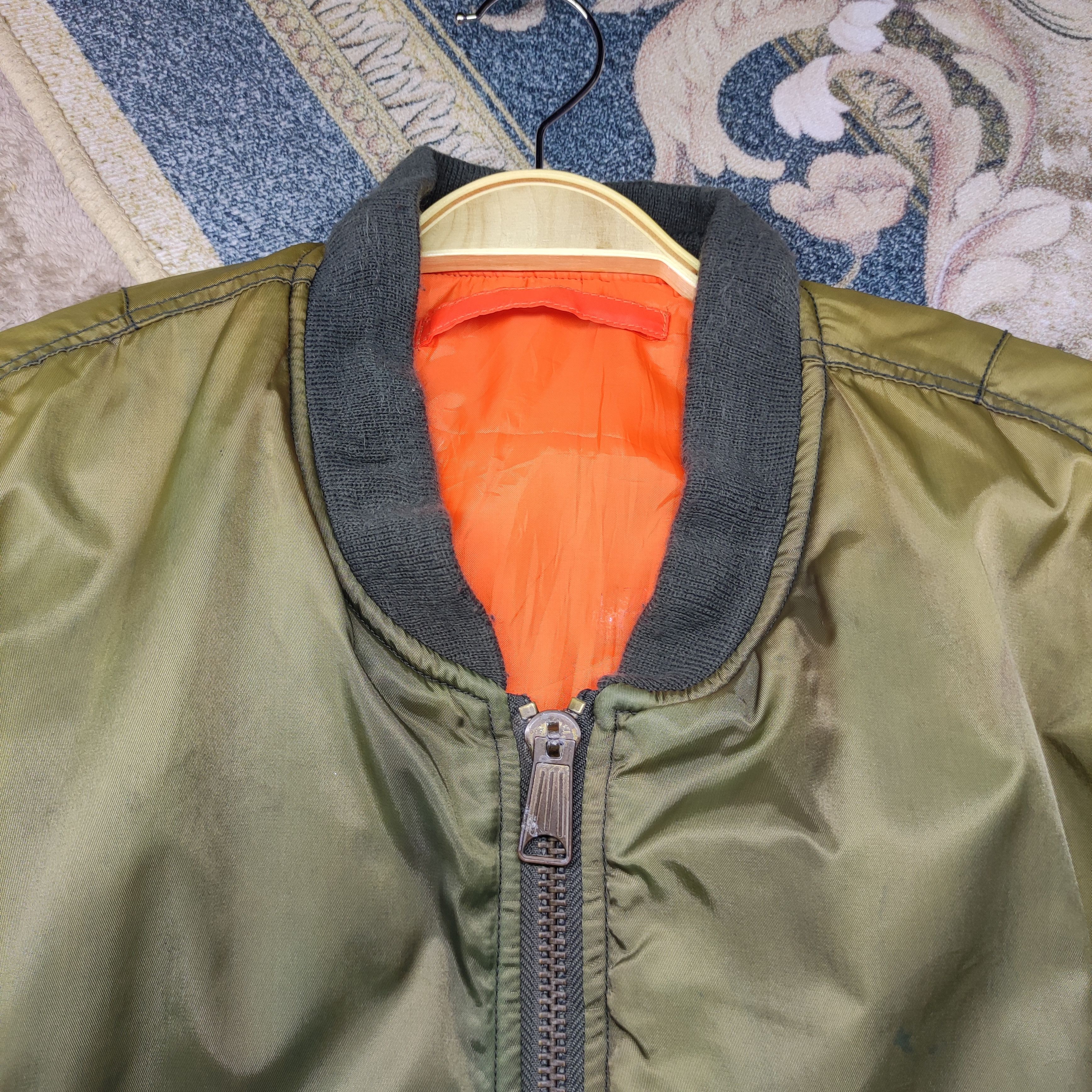 Vintage Vtg MA 1 PHANTOM MILITARY Reversible bomber jacket sunfaded Size US L / EU 52-54 / 3 - 6 Thumbnail