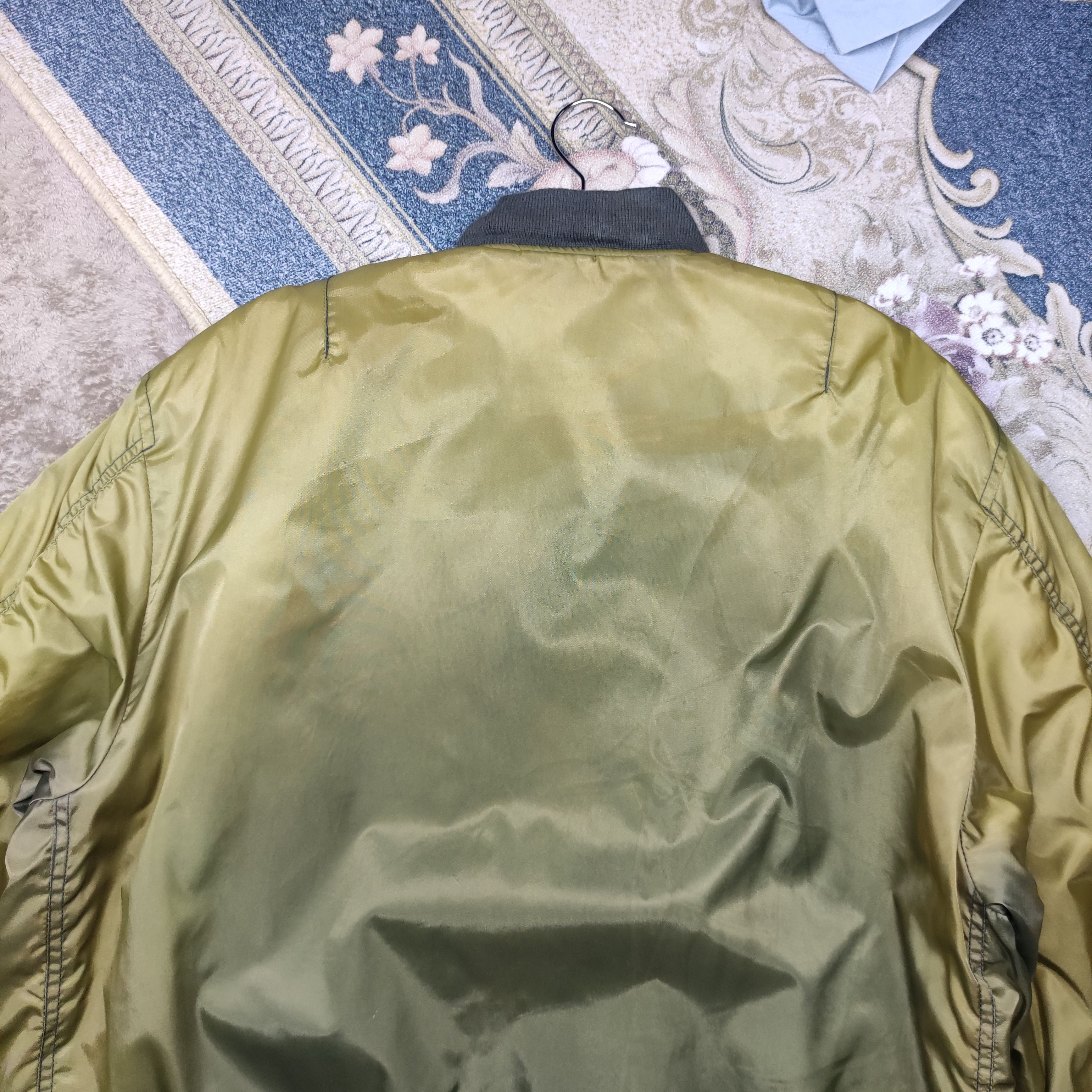 Vintage Vtg MA 1 PHANTOM MILITARY Reversible bomber jacket sunfaded Size US L / EU 52-54 / 3 - 9 Thumbnail