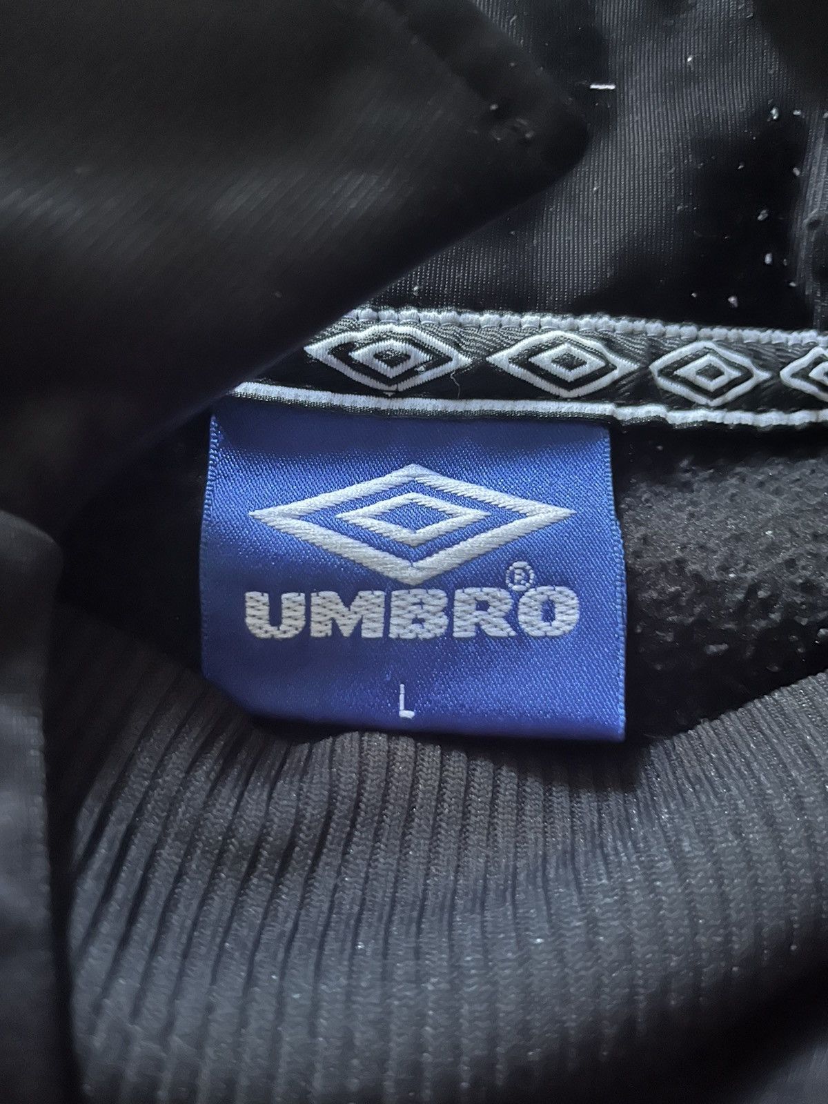 Umbro Manchester United Pullover Size US L / EU 52-54 / 3 - 4 Thumbnail