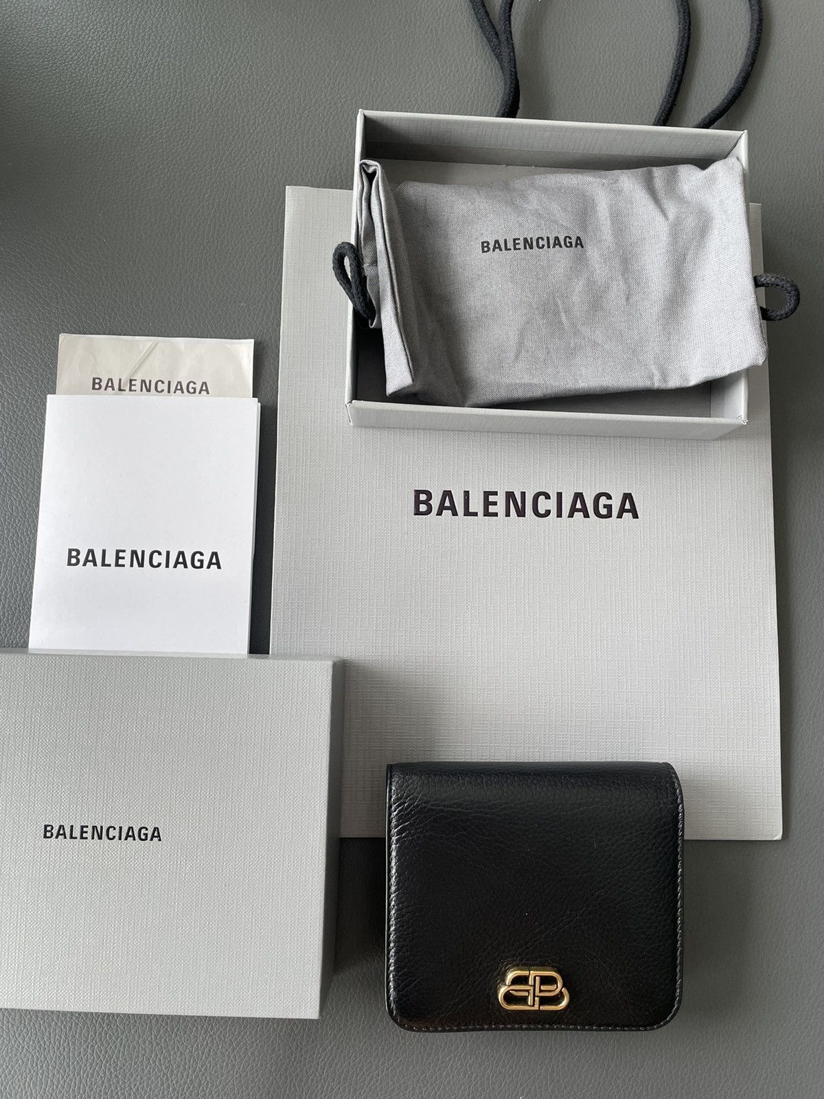Balenciaga Runway Rare Limited Edition Brand New BB Logo Leather Wallet Size ONE SIZE - 1 Thumbnail
