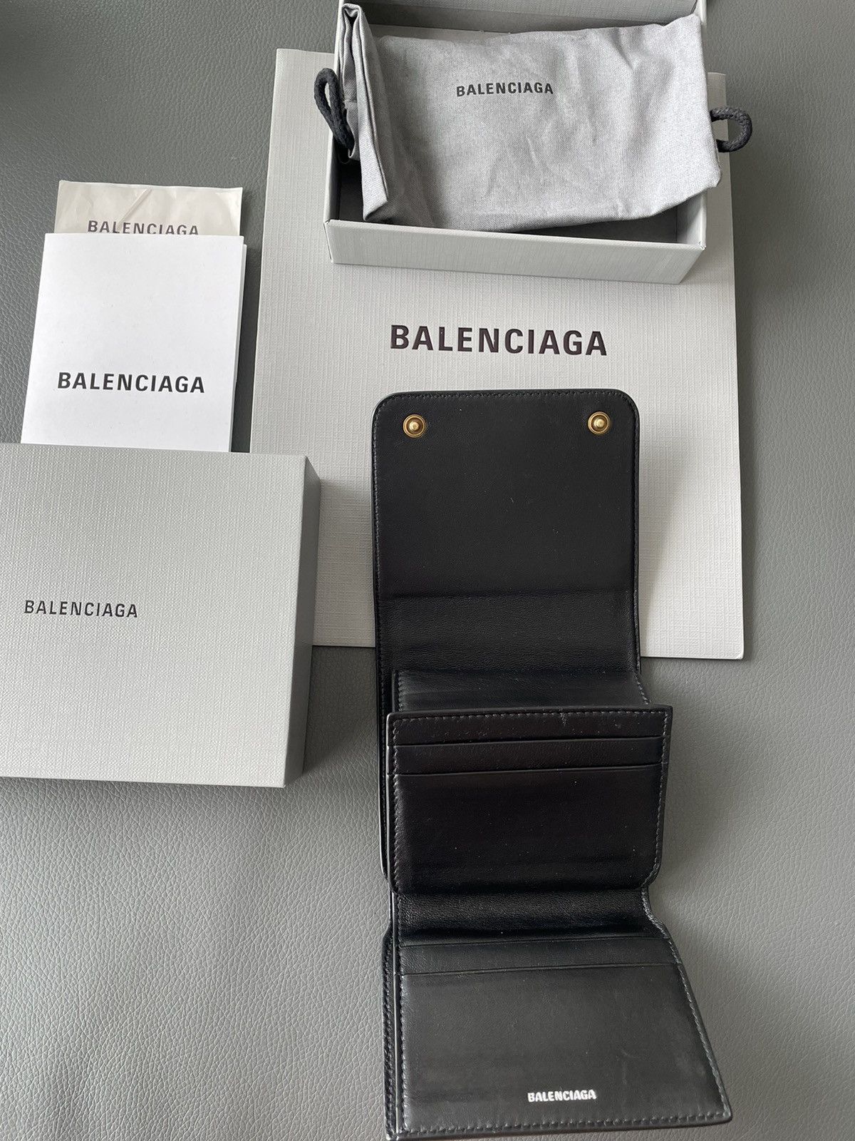 Balenciaga Runway Rare Limited Edition Brand New BB Logo Leather Wallet Size ONE SIZE - 10 Thumbnail