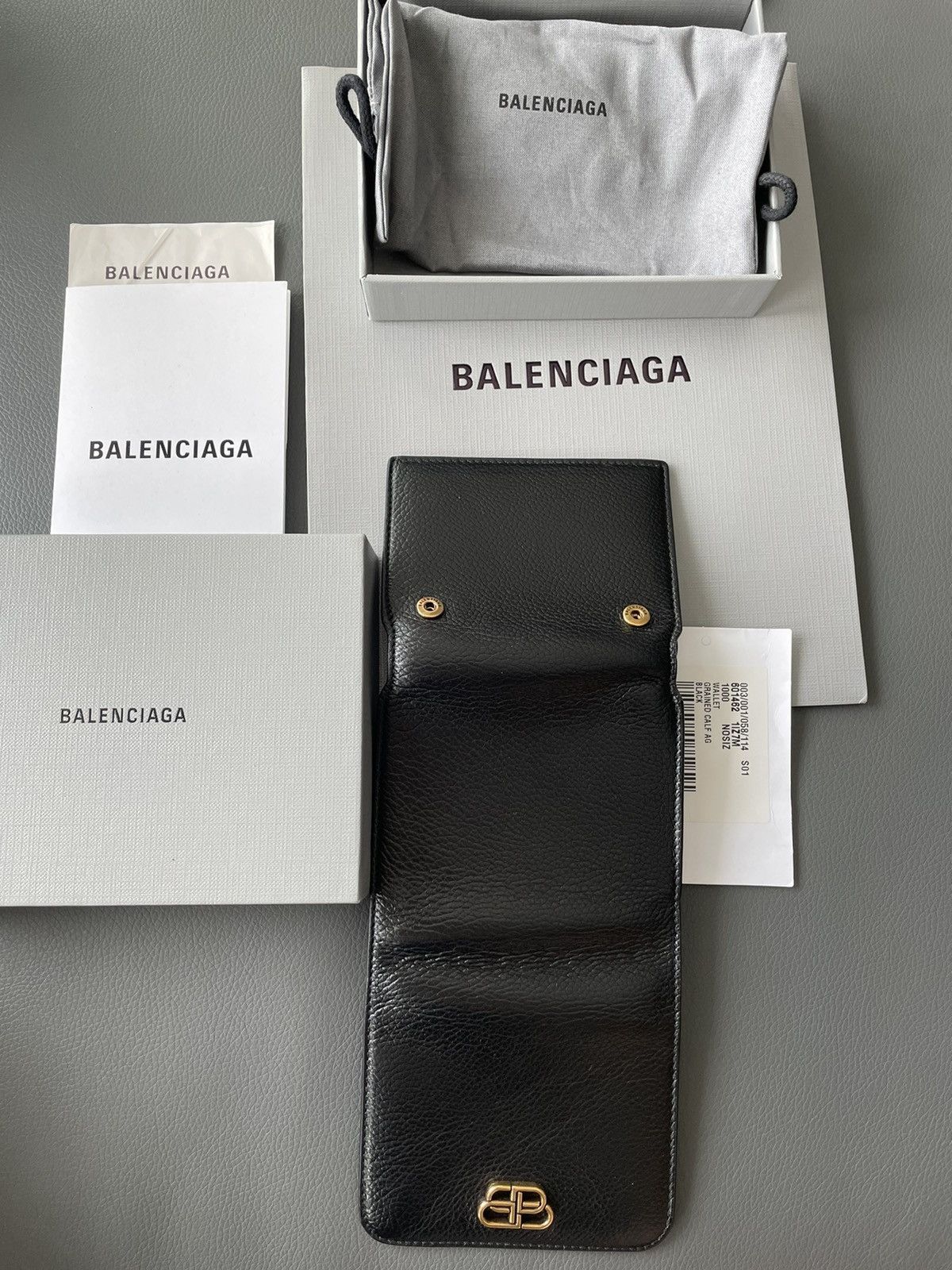 Balenciaga Runway Rare Limited Edition Brand New BB Logo Leather Wallet Size ONE SIZE - 17 Thumbnail