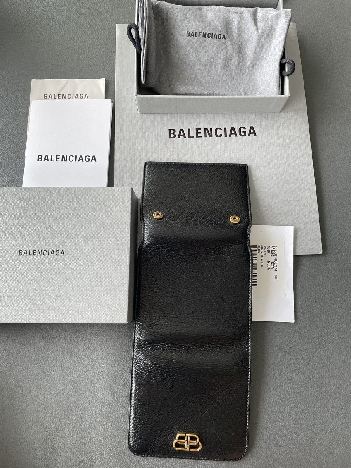 Balenciaga Runway Rare Limited Edition Brand New BB Logo Leather Wallet Size ONE SIZE - 4 Thumbnail