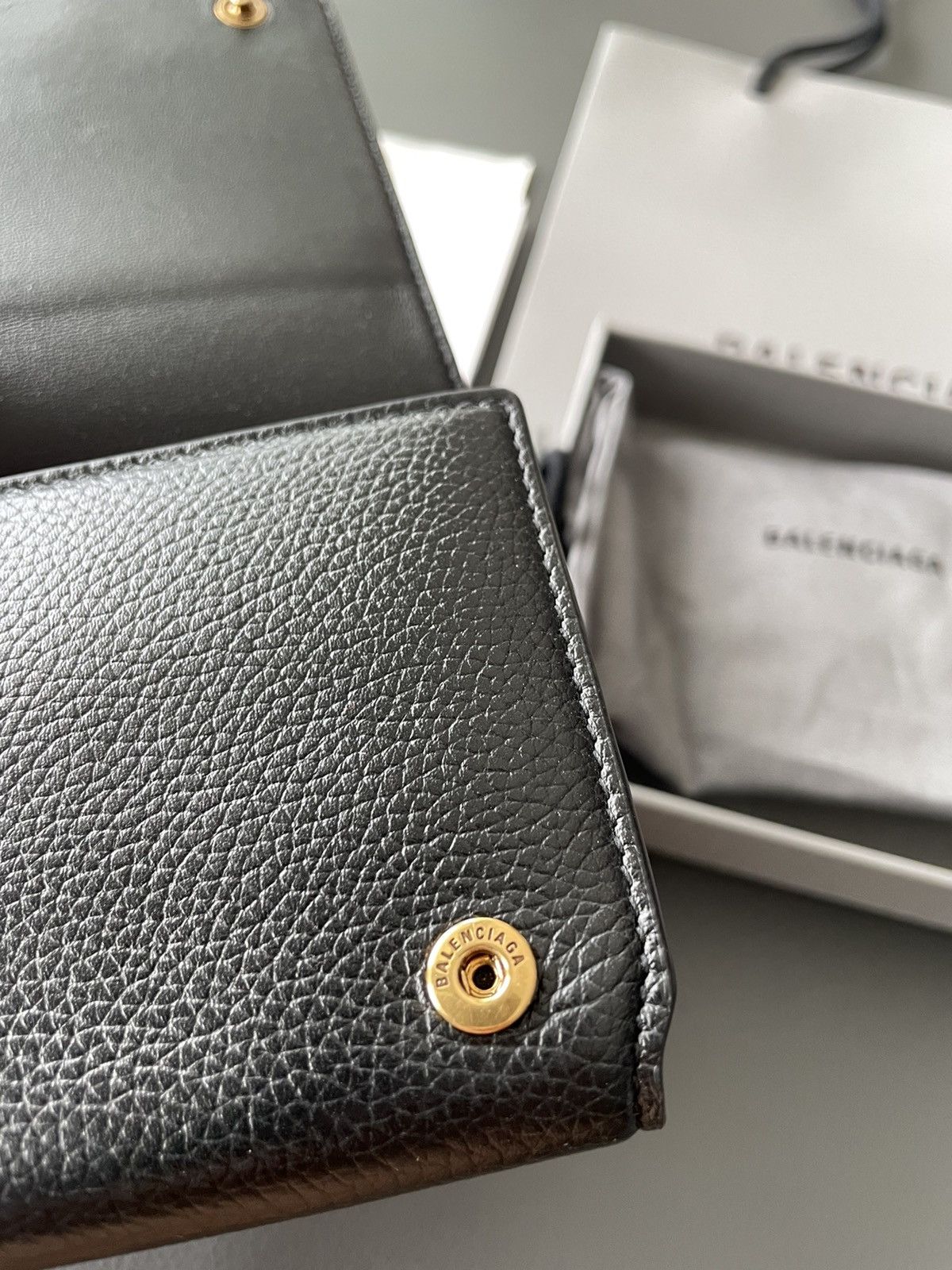 Balenciaga Runway Rare Limited Edition Brand New BB Logo Leather Wallet Size ONE SIZE - 19 Thumbnail