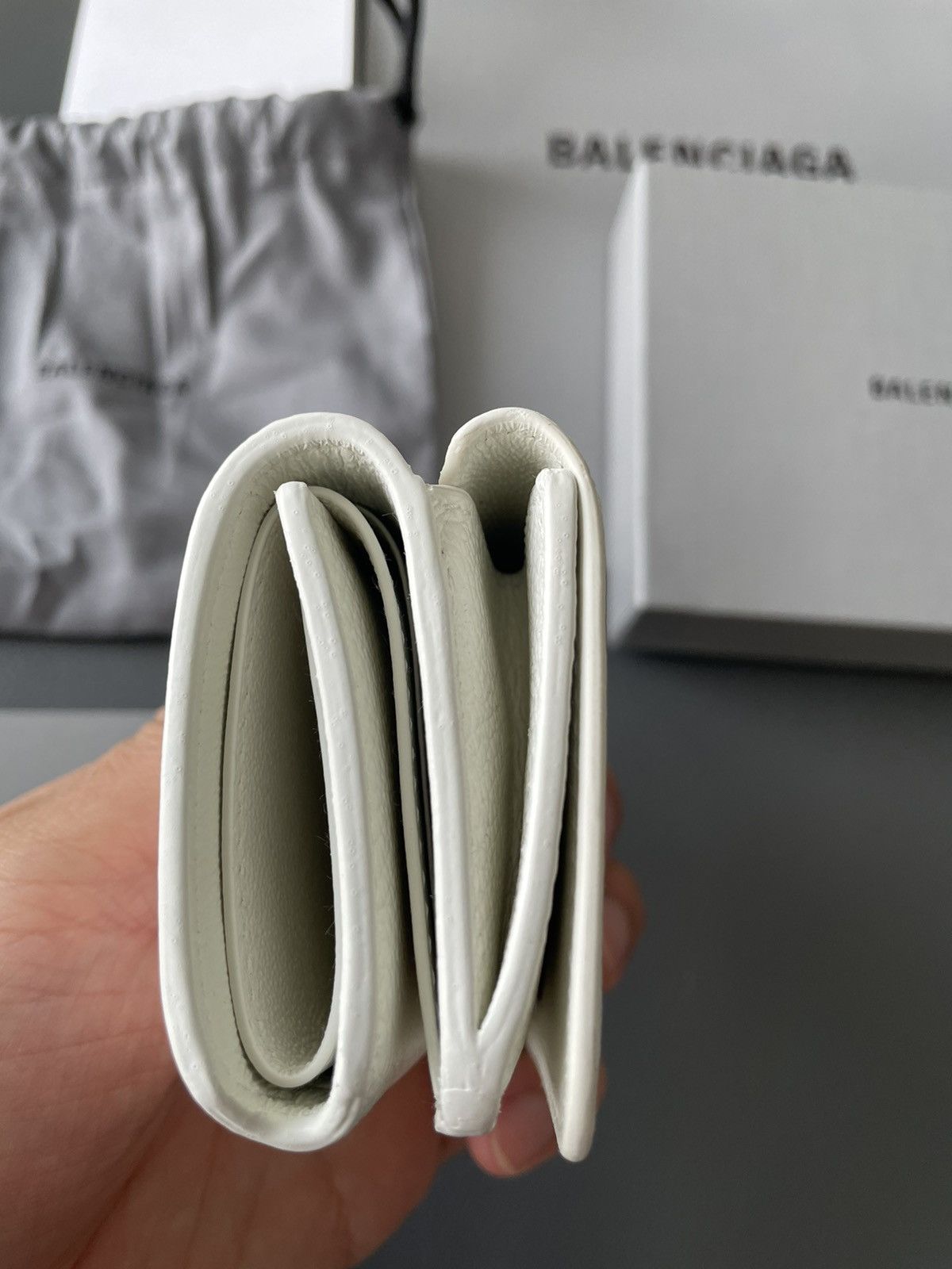 Balenciaga Limited Edition Rare 100% New Balenciaga Logo Wallet Runway Size ONE SIZE - 5 Thumbnail