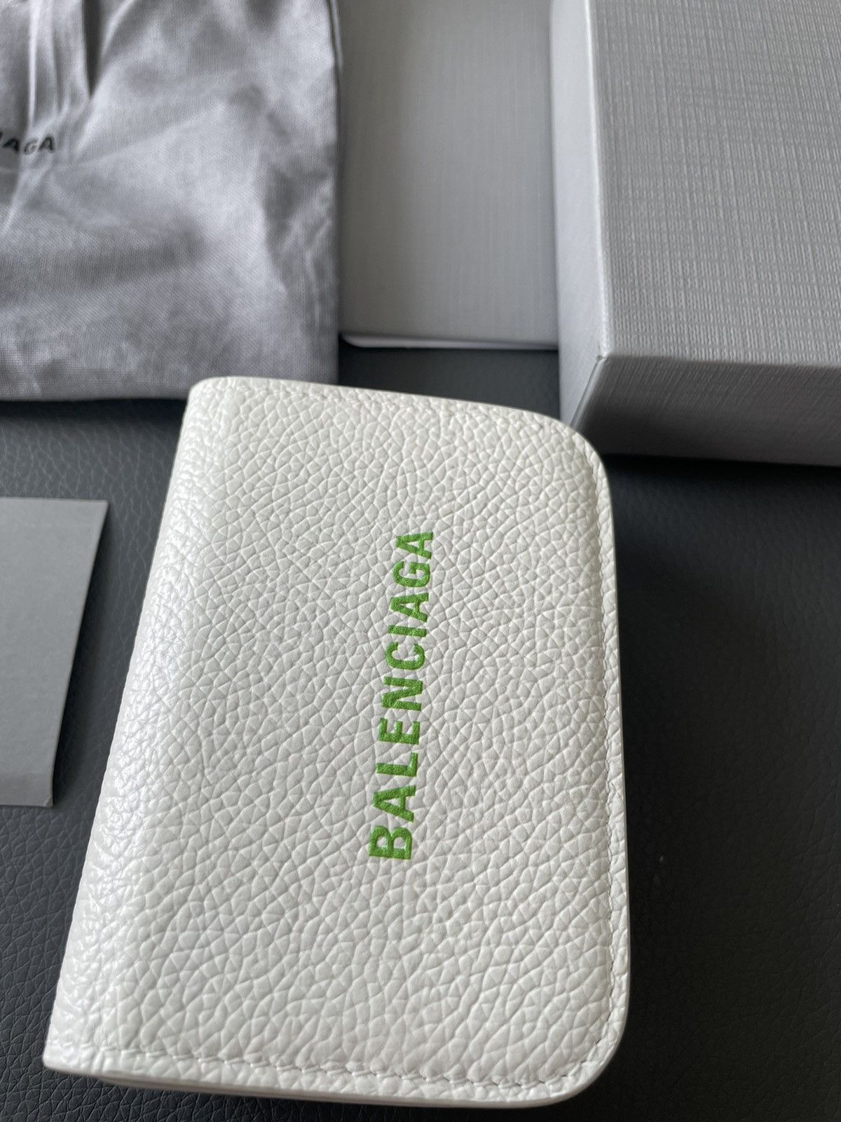 Balenciaga Limited Edition Rare 100% New Balenciaga Logo Wallet Runway Size ONE SIZE - 4 Thumbnail