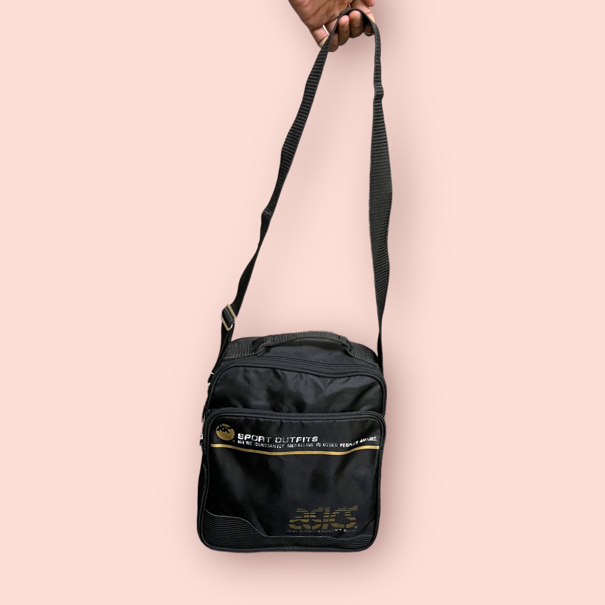 Asics VINTAGE ASICS RECORDER SPORTS UTILITY SHOULDER BAG Size ONE SIZE - 17 Thumbnail