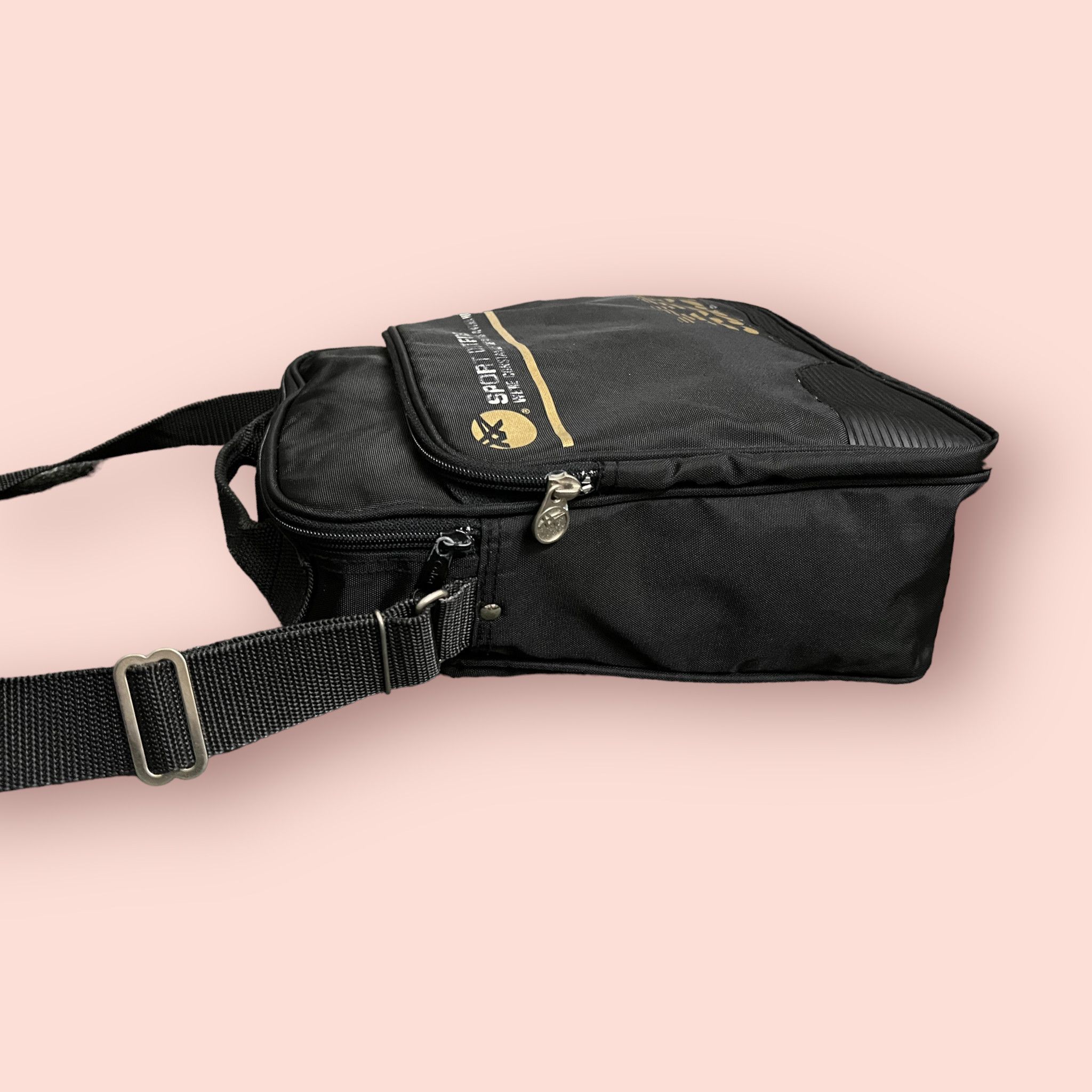 Asics VINTAGE ASICS RECORDER SPORTS UTILITY SHOULDER BAG Size ONE SIZE - 10 Thumbnail