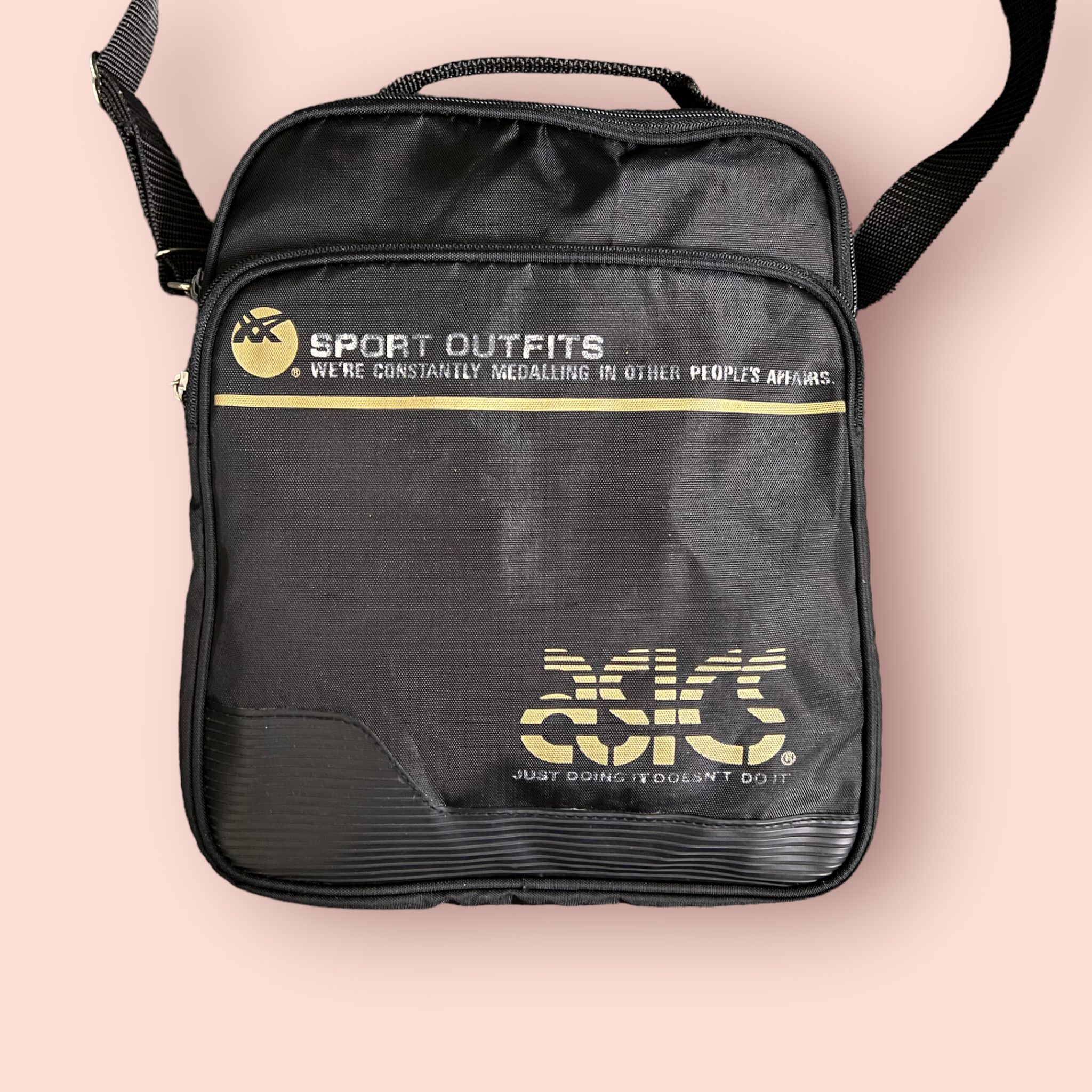 Asics VINTAGE ASICS RECORDER SPORTS UTILITY SHOULDER BAG Size ONE SIZE - 21 Thumbnail