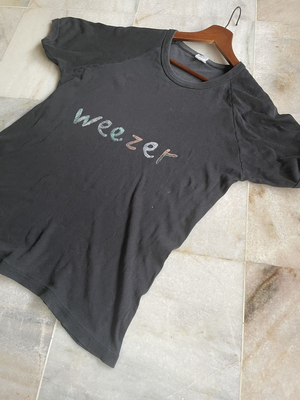 Band Tees Vintage Weezer Rock Band Tees Size US M / EU 48-50 / 2 - 7 Thumbnail