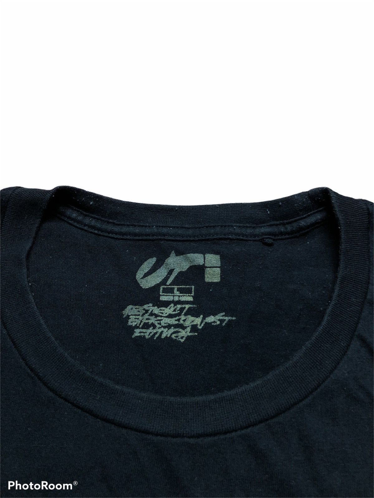 Futura × Uniqlo FUTURA BIG LOGO Size US L / EU 52-54 / 3 - 4 Thumbnail