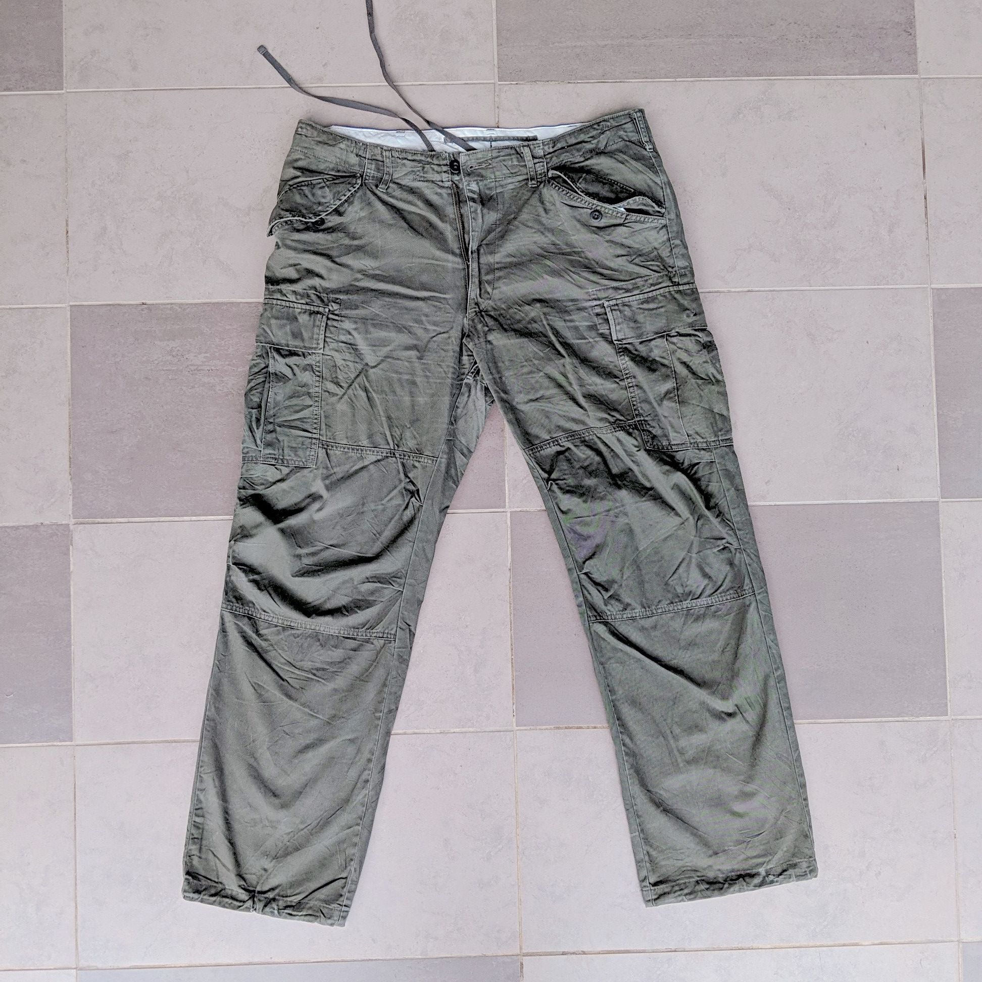 image of Vintage Japan Multipocket Utility Tactical Cargo Pants in Grey, Men's (Size 38)