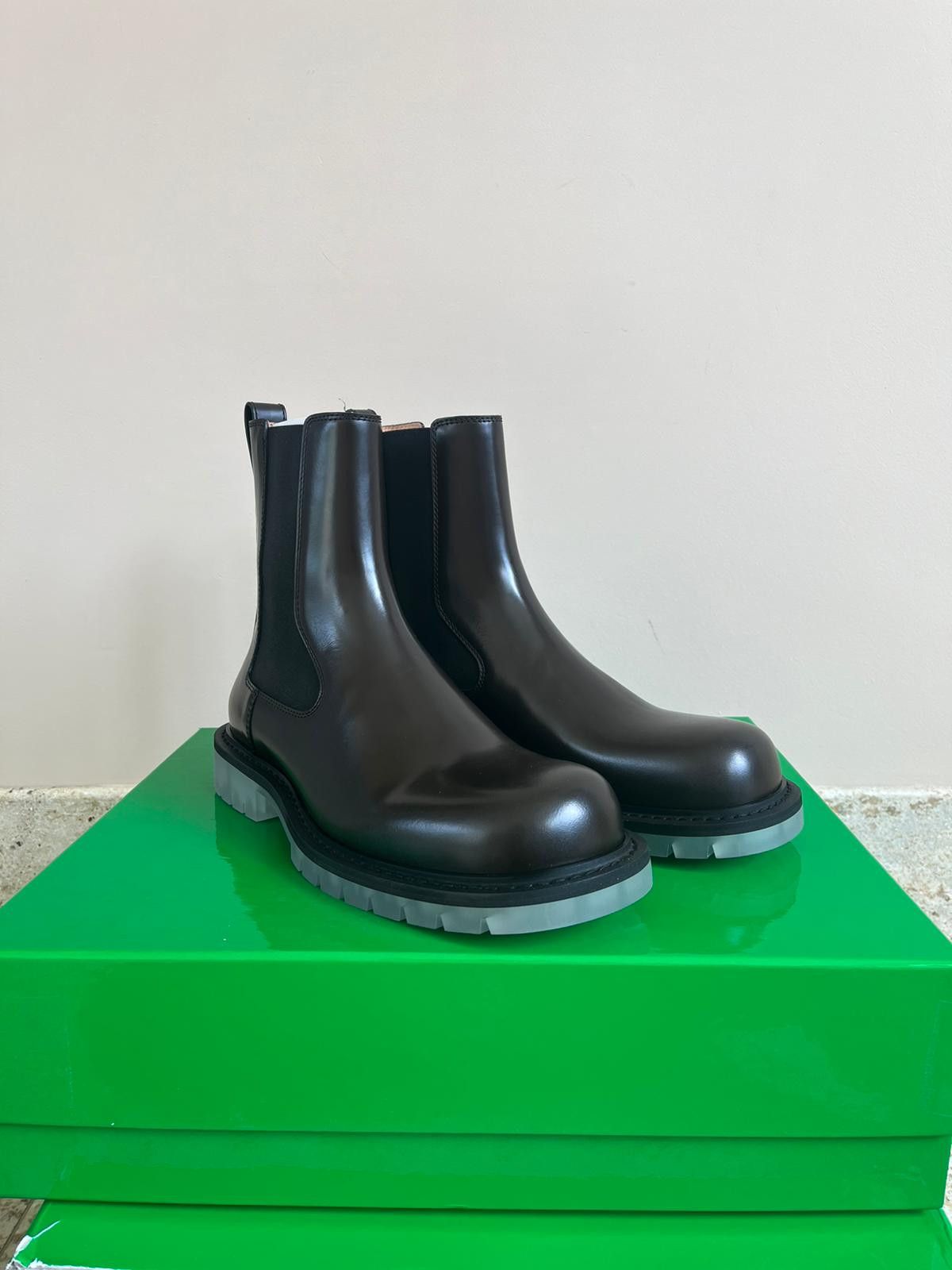 Bottega Veneta Mid Top Leather Boots in Espresso Color Size US 8 / EU 41 - 9 Thumbnail